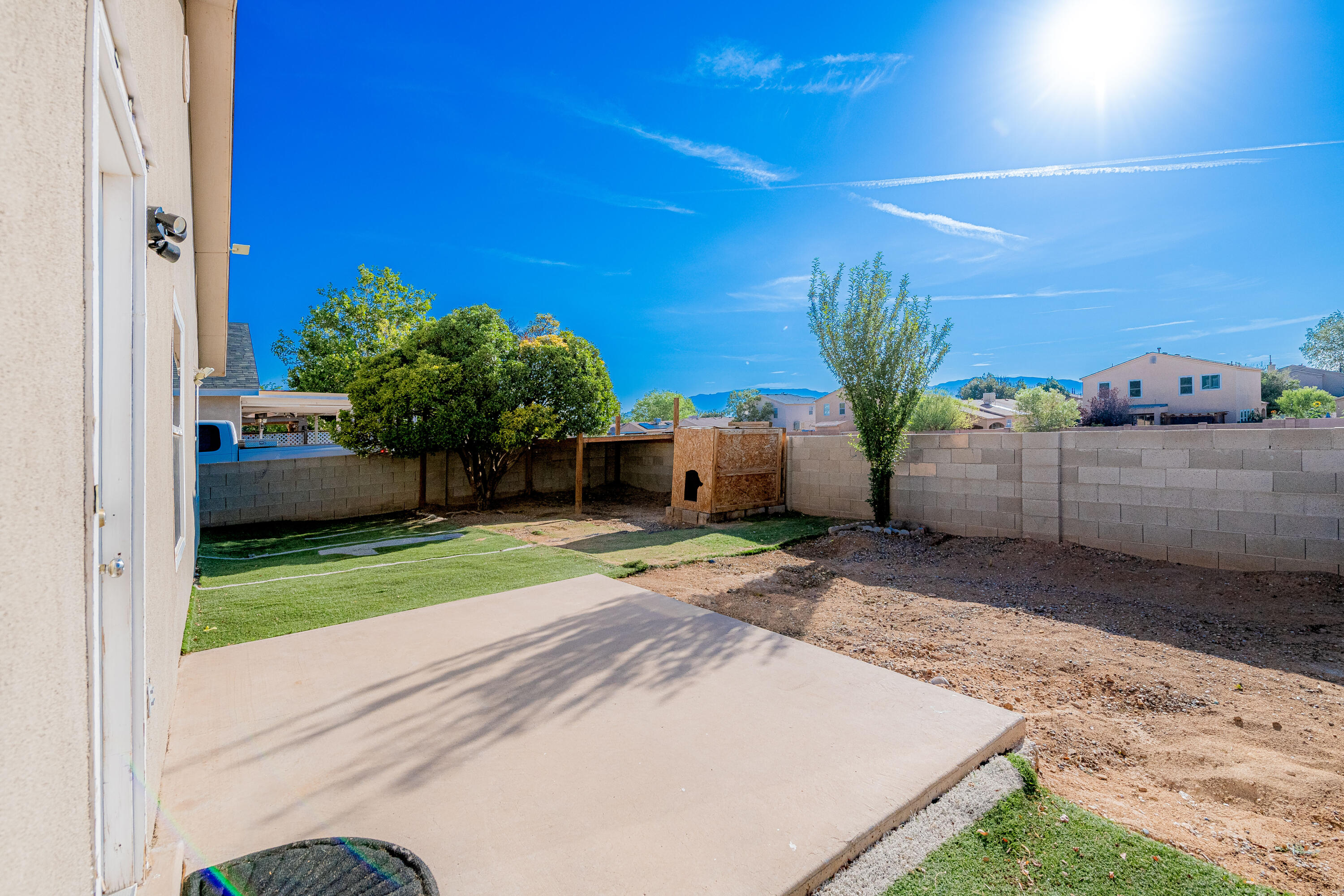 1916 DESERT BREEZE Drive SW