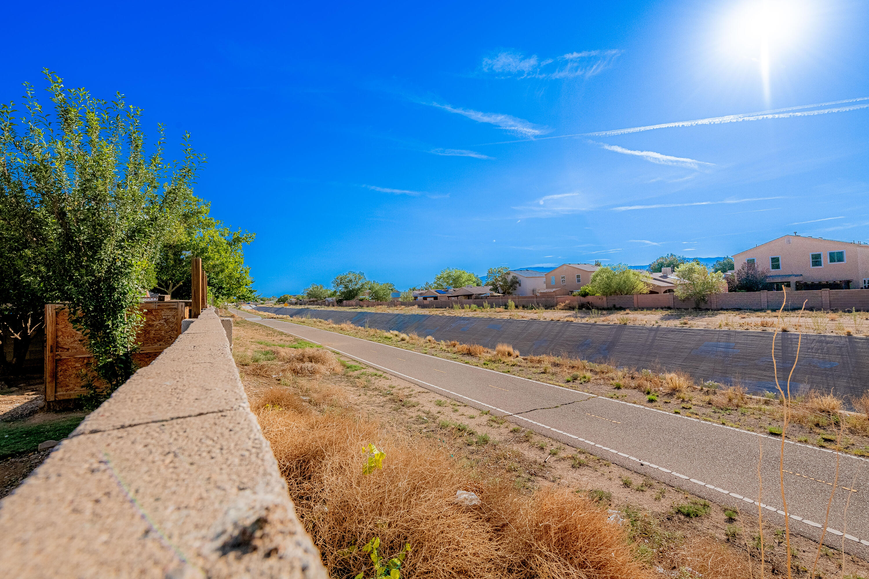 1916 DESERT BREEZE Drive SW