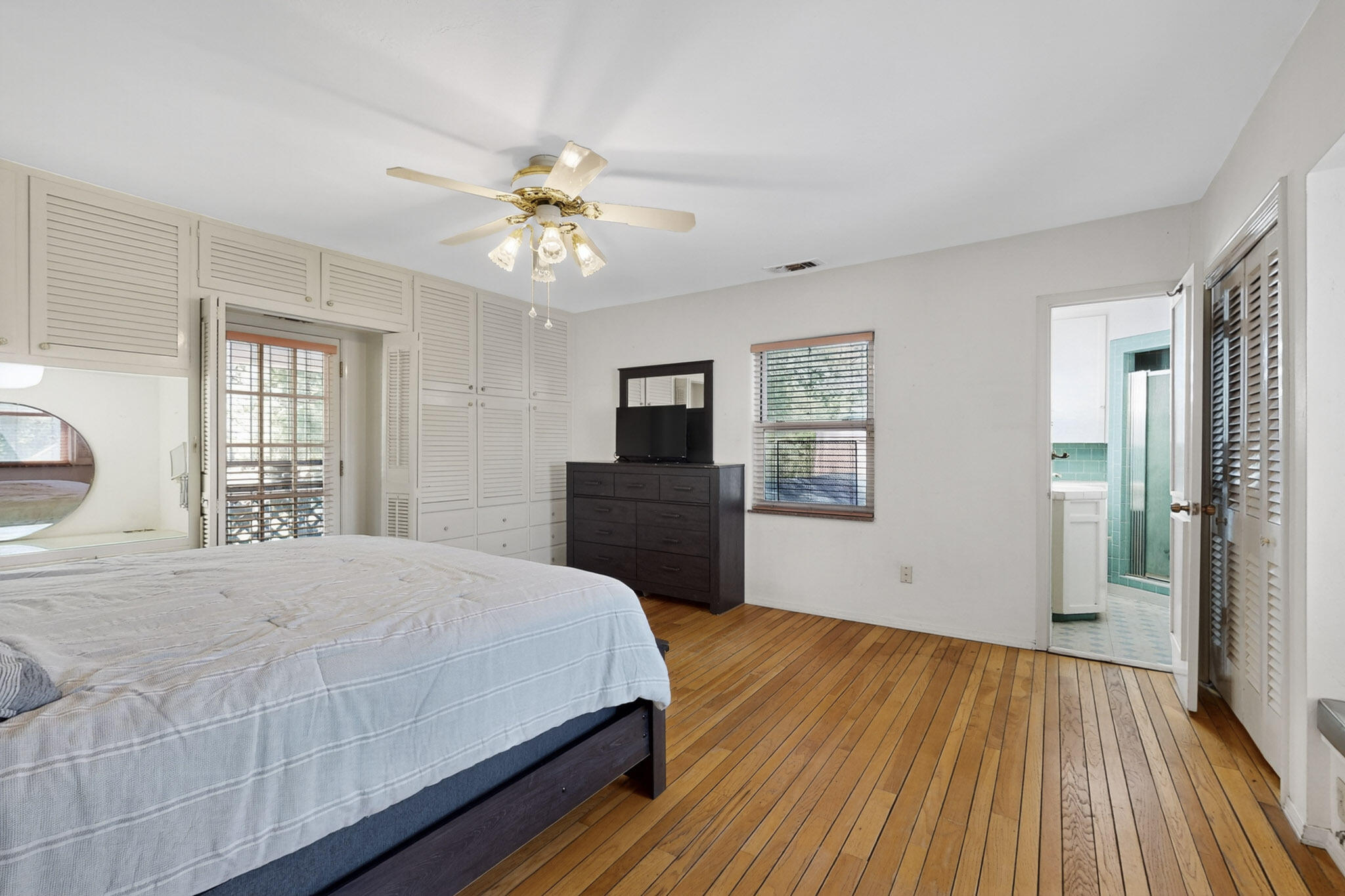 900 WESTGATE Lane NW