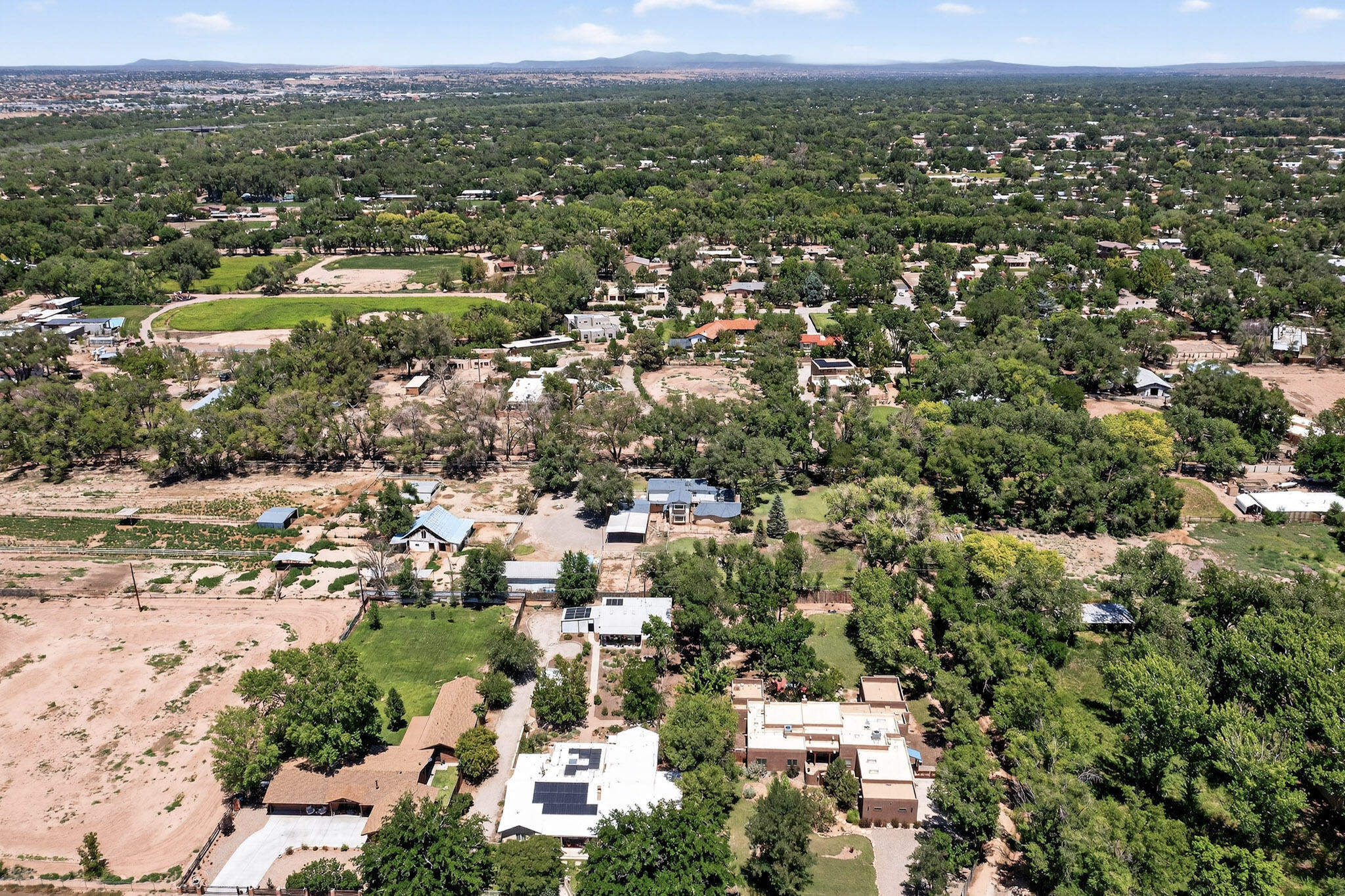 900 WESTGATE Lane NW