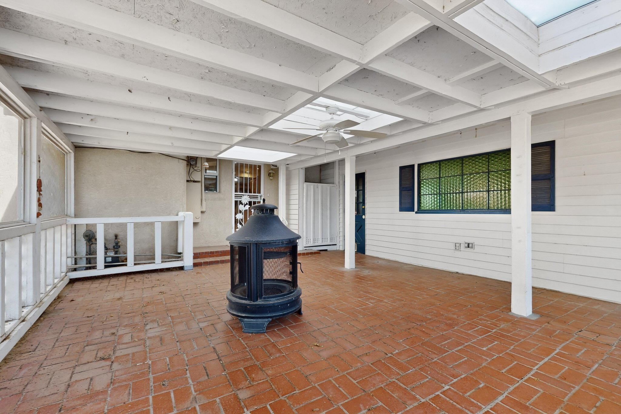 900 WESTGATE Lane NW