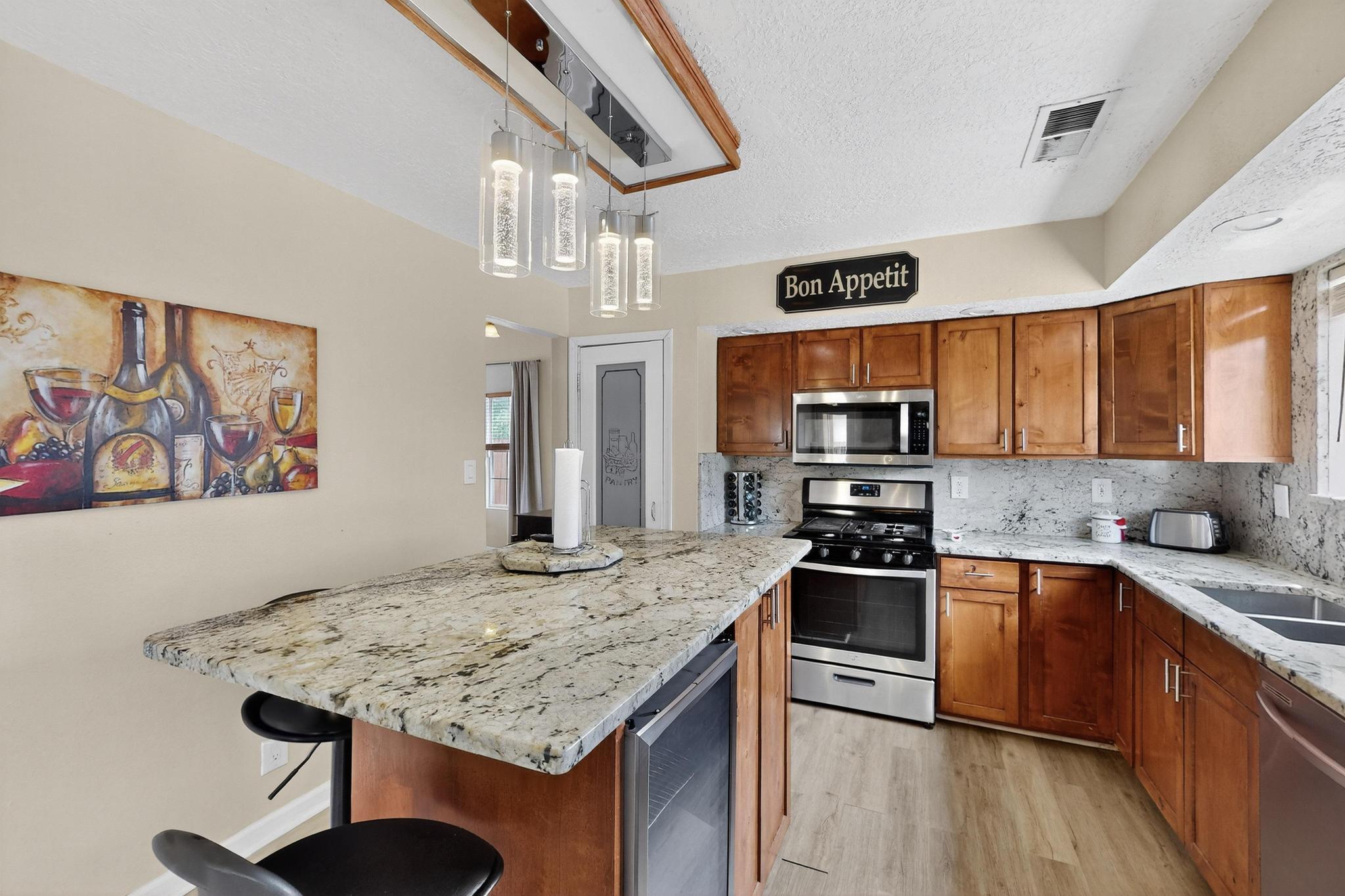 105 Prestige Way NE