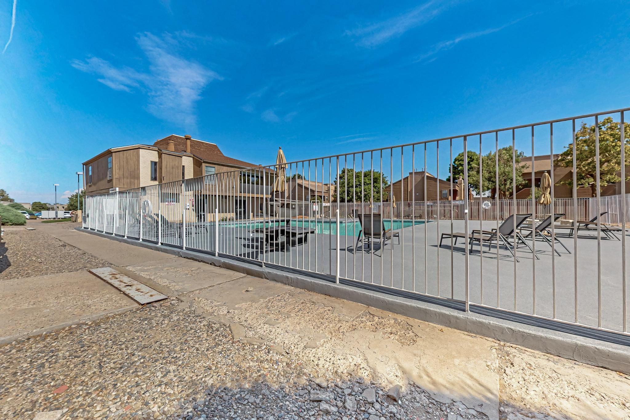 3847 Montgomery Boulevard NE 932