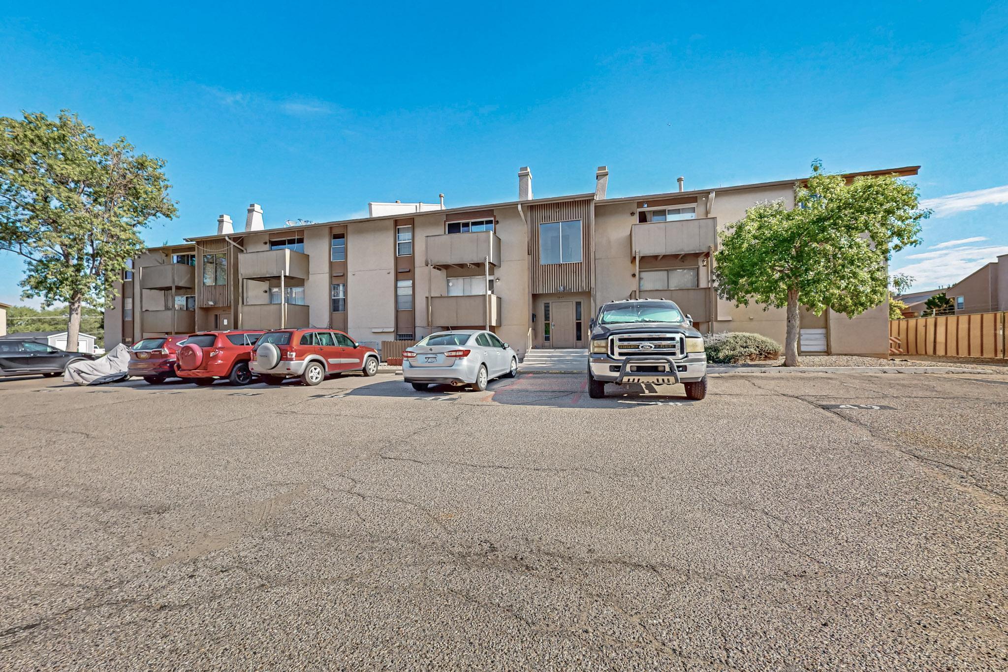 3847 Montgomery Boulevard NE 932