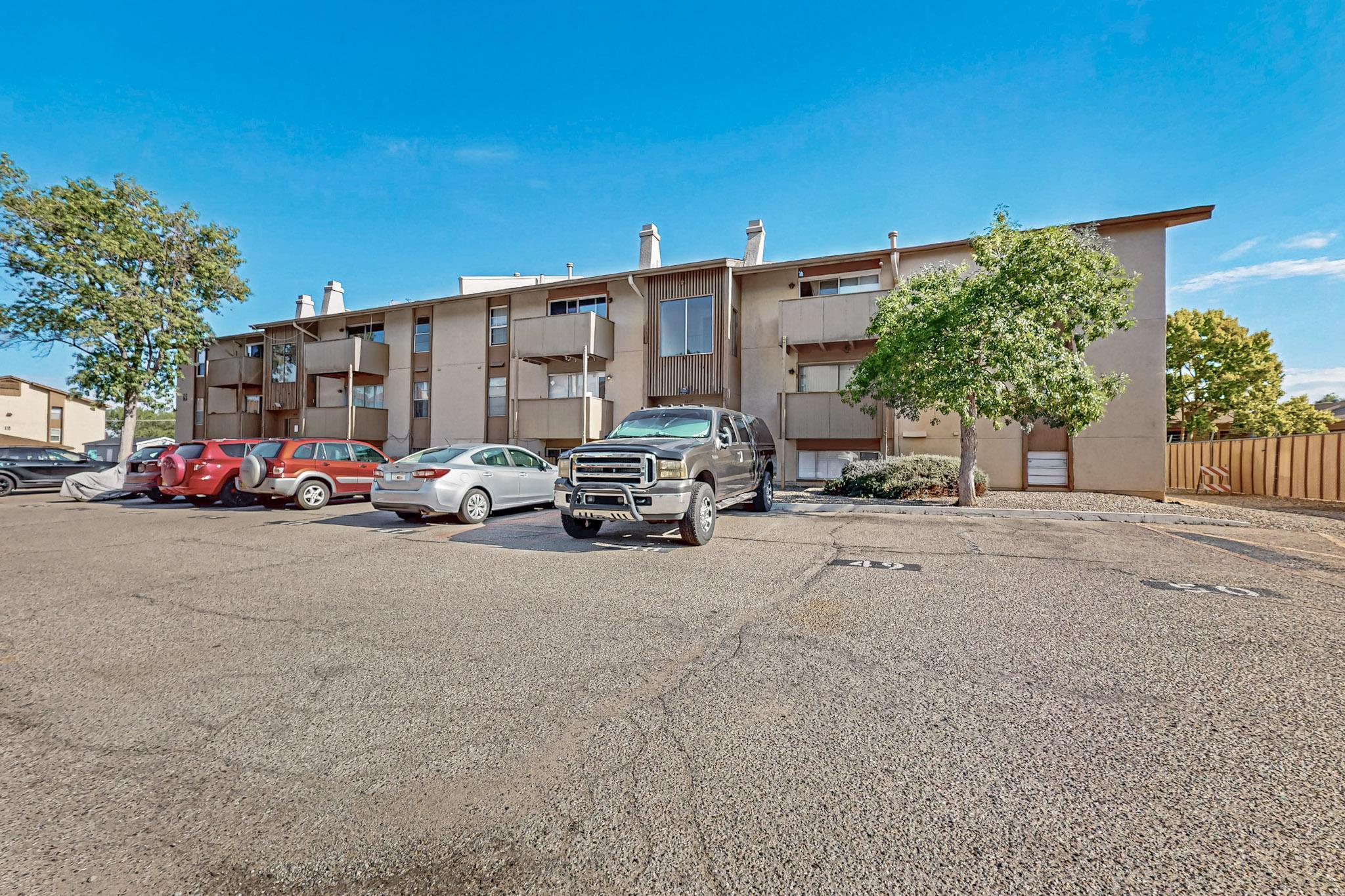 3847 Montgomery Boulevard NE 932
