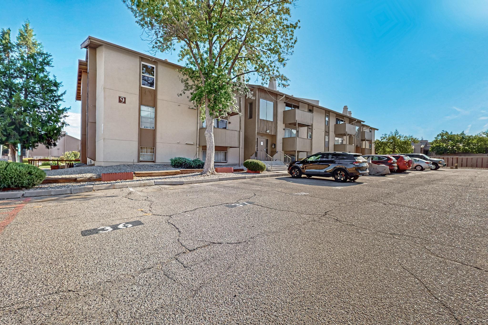 3847 Montgomery Boulevard NE 932