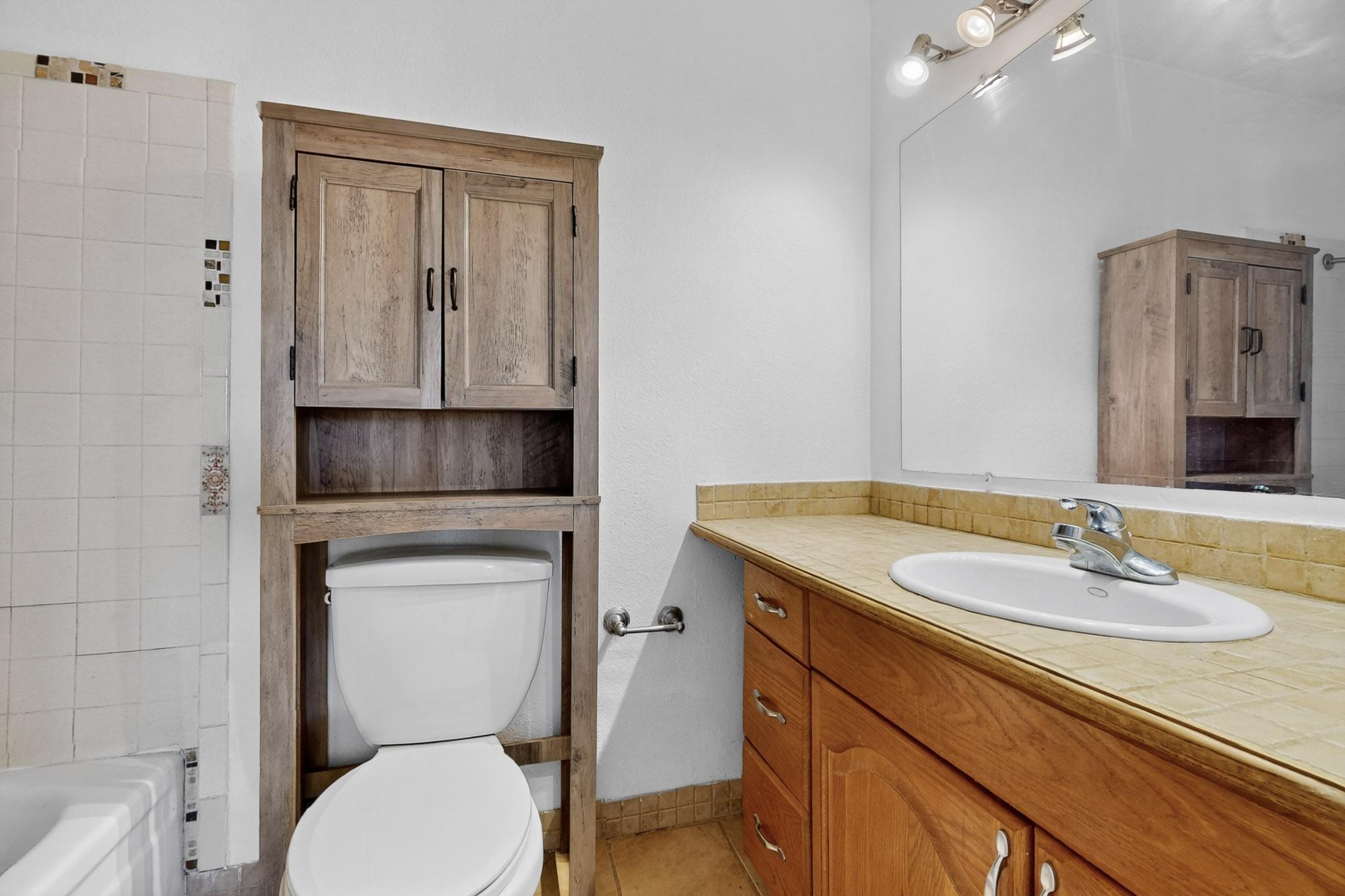 3847 Montgomery Boulevard NE 932