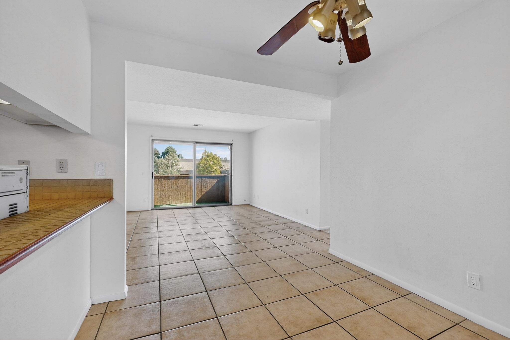 3847 Montgomery Boulevard NE 932