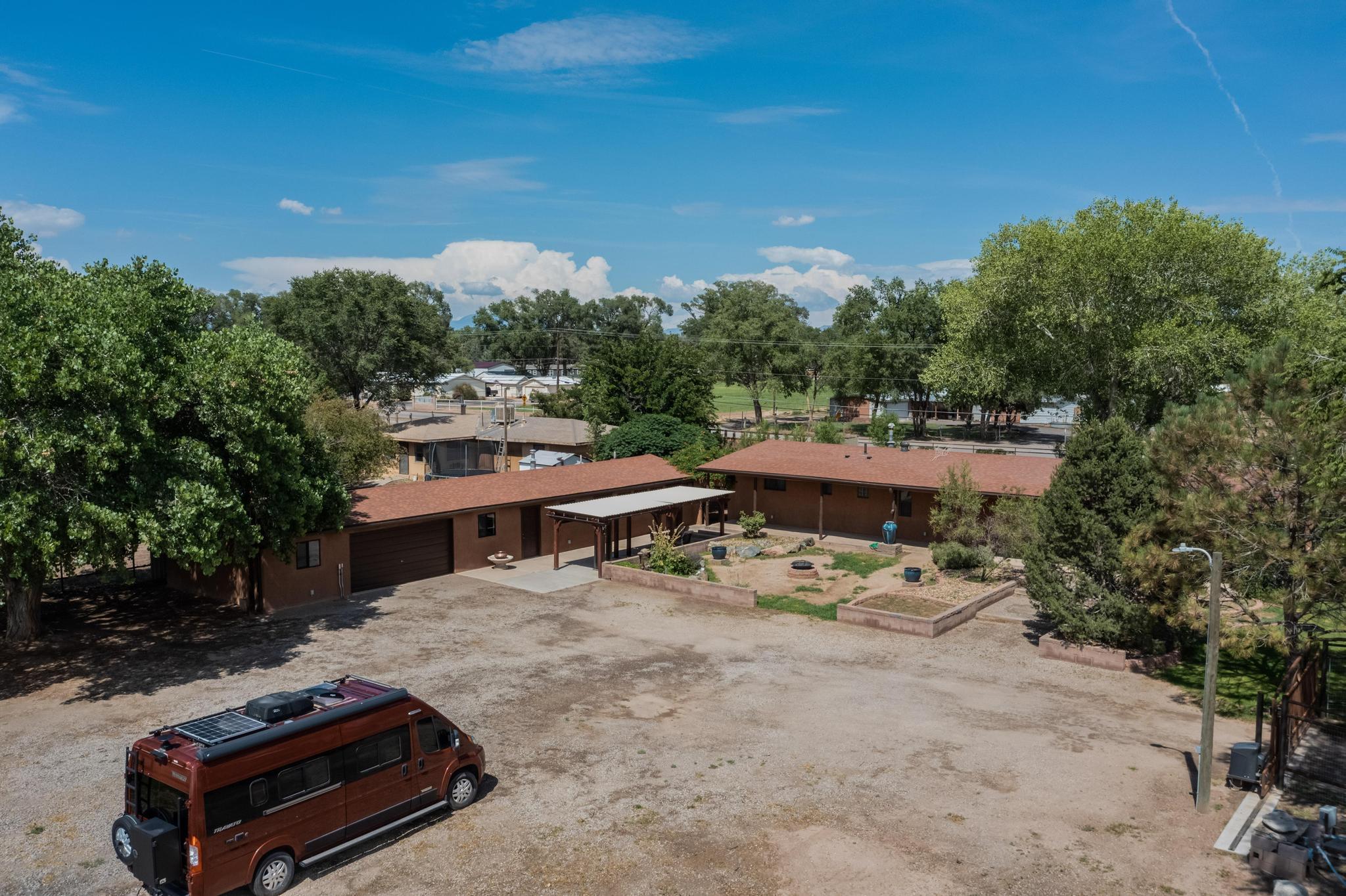 965 W BOSQUE Loop