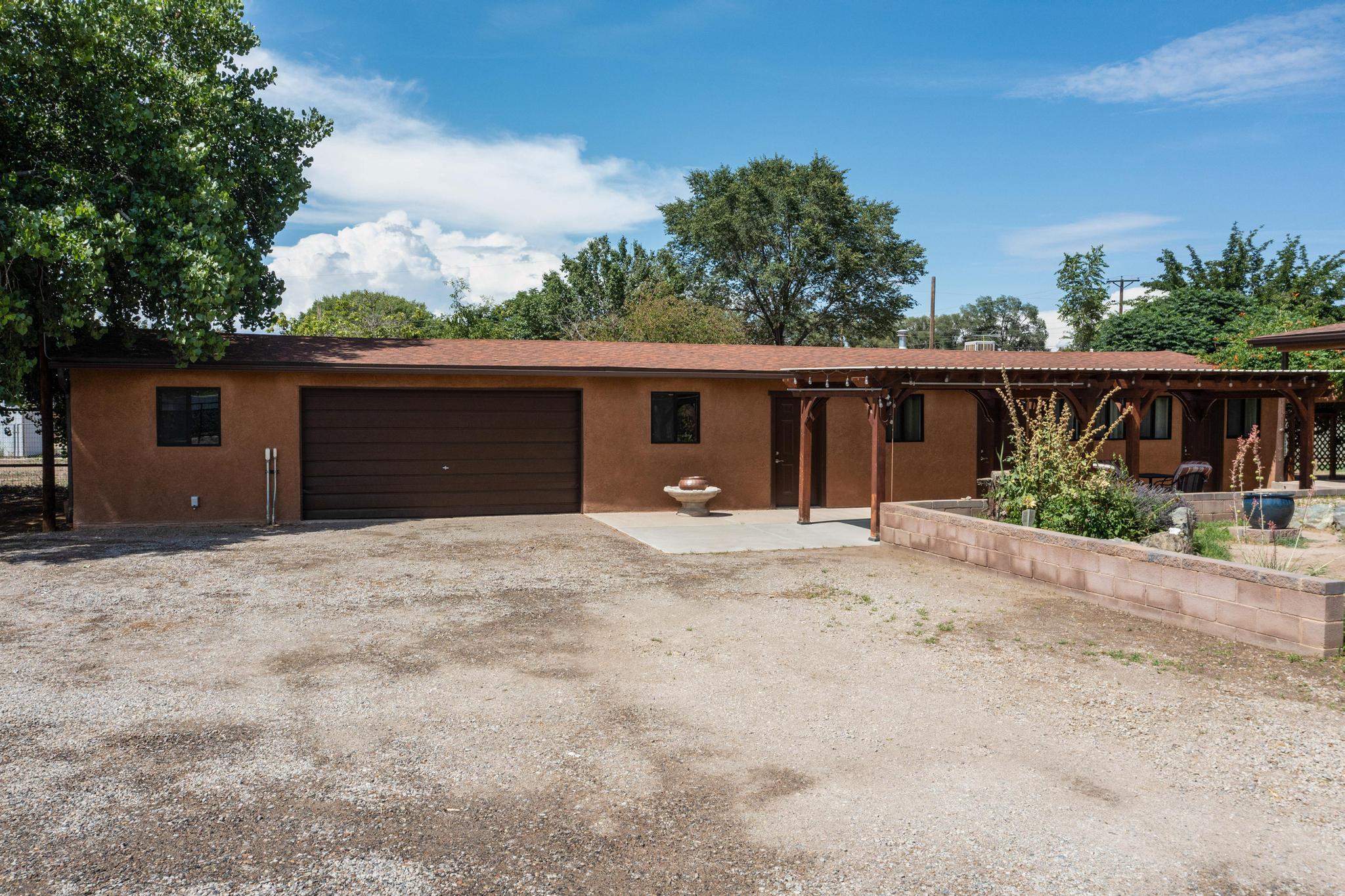 965 W BOSQUE Loop