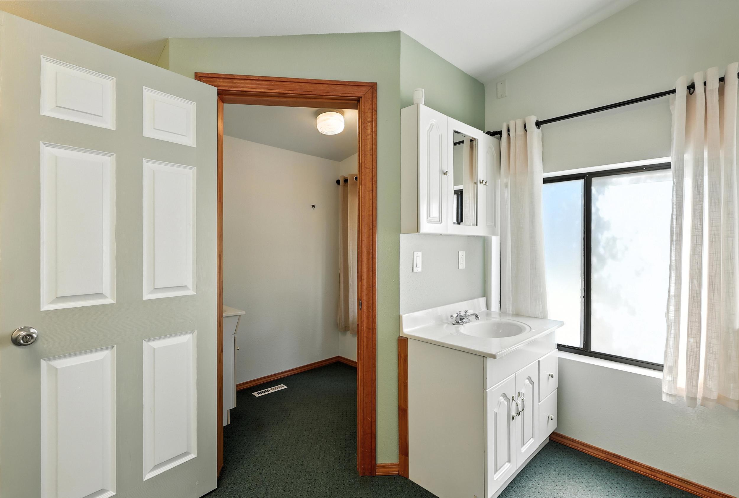 965 W BOSQUE Loop