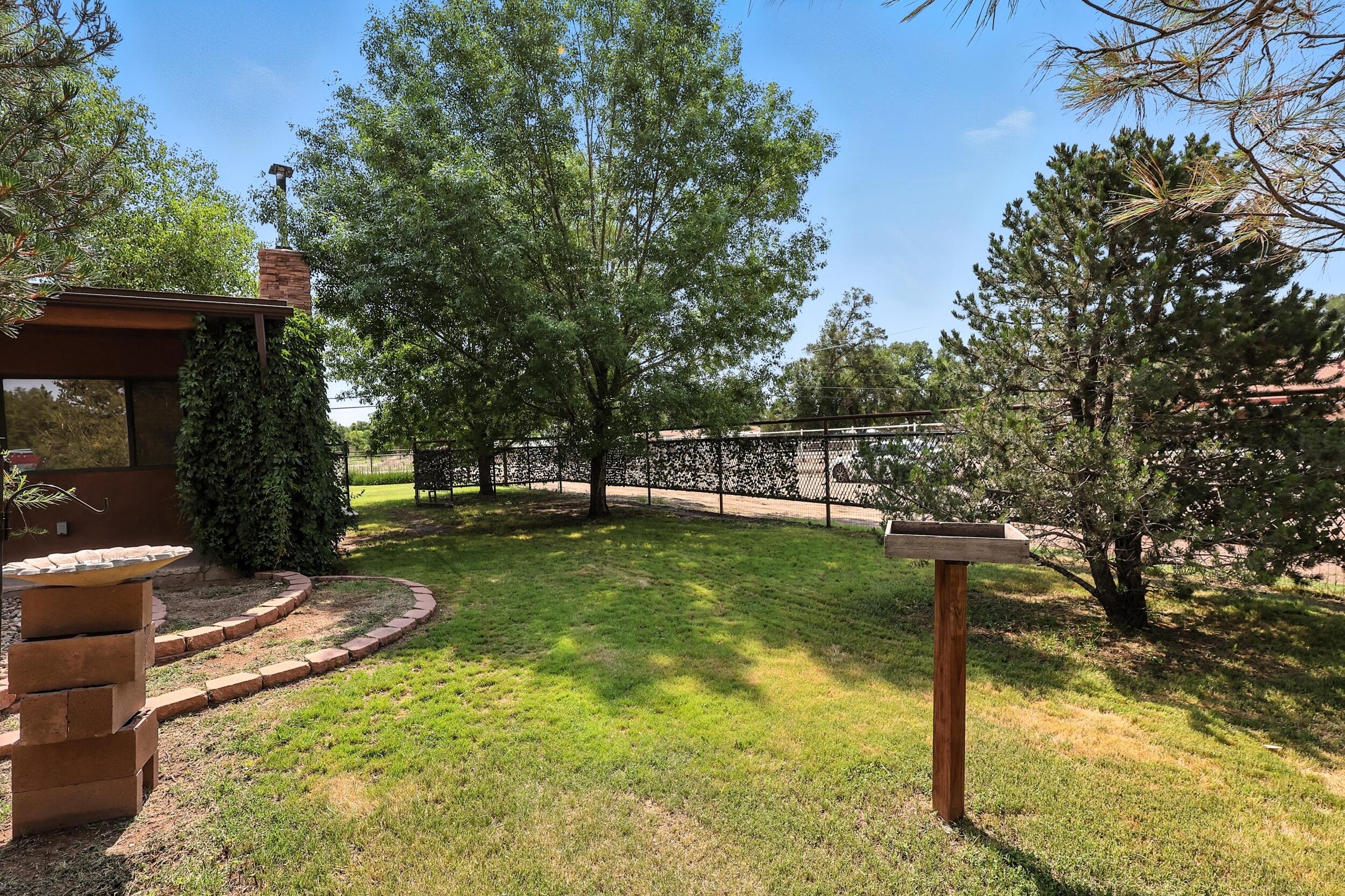 965 W BOSQUE Loop