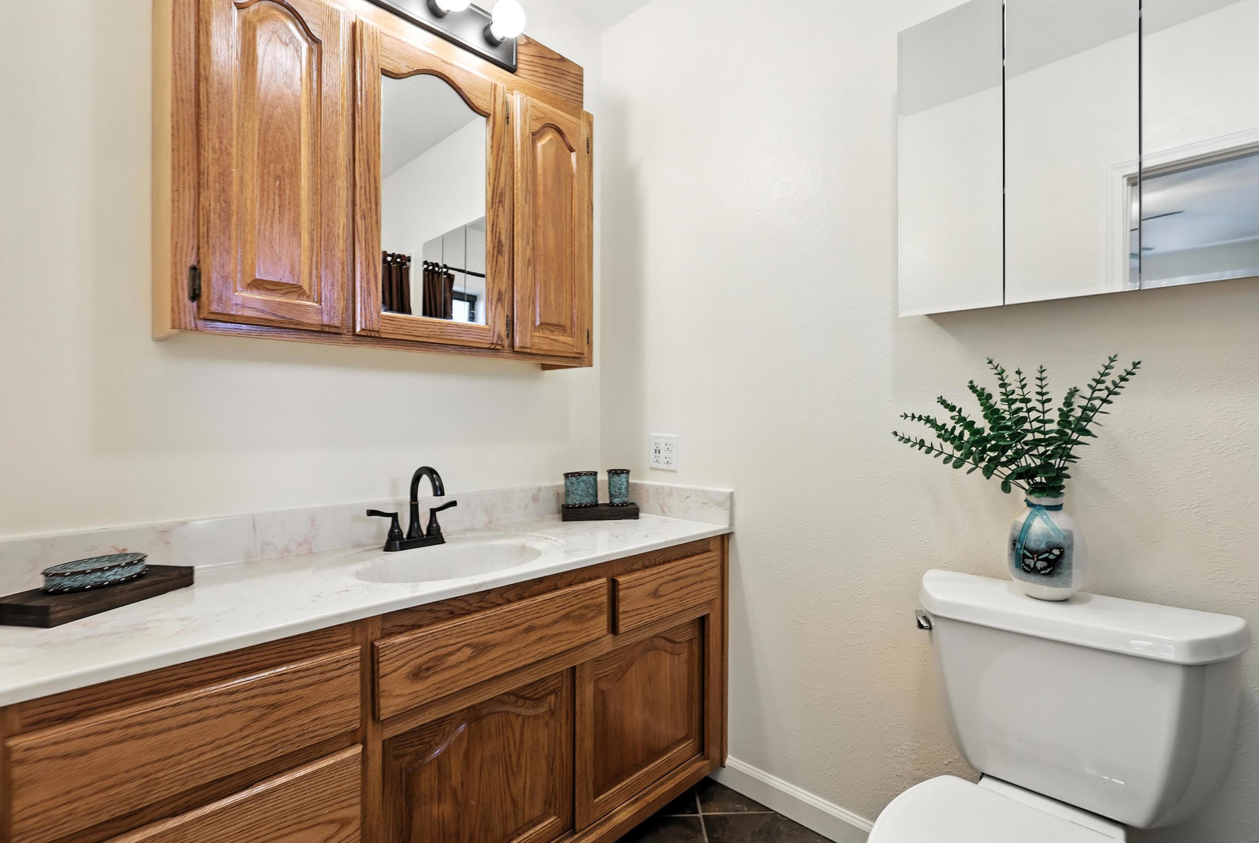 965 W BOSQUE Loop