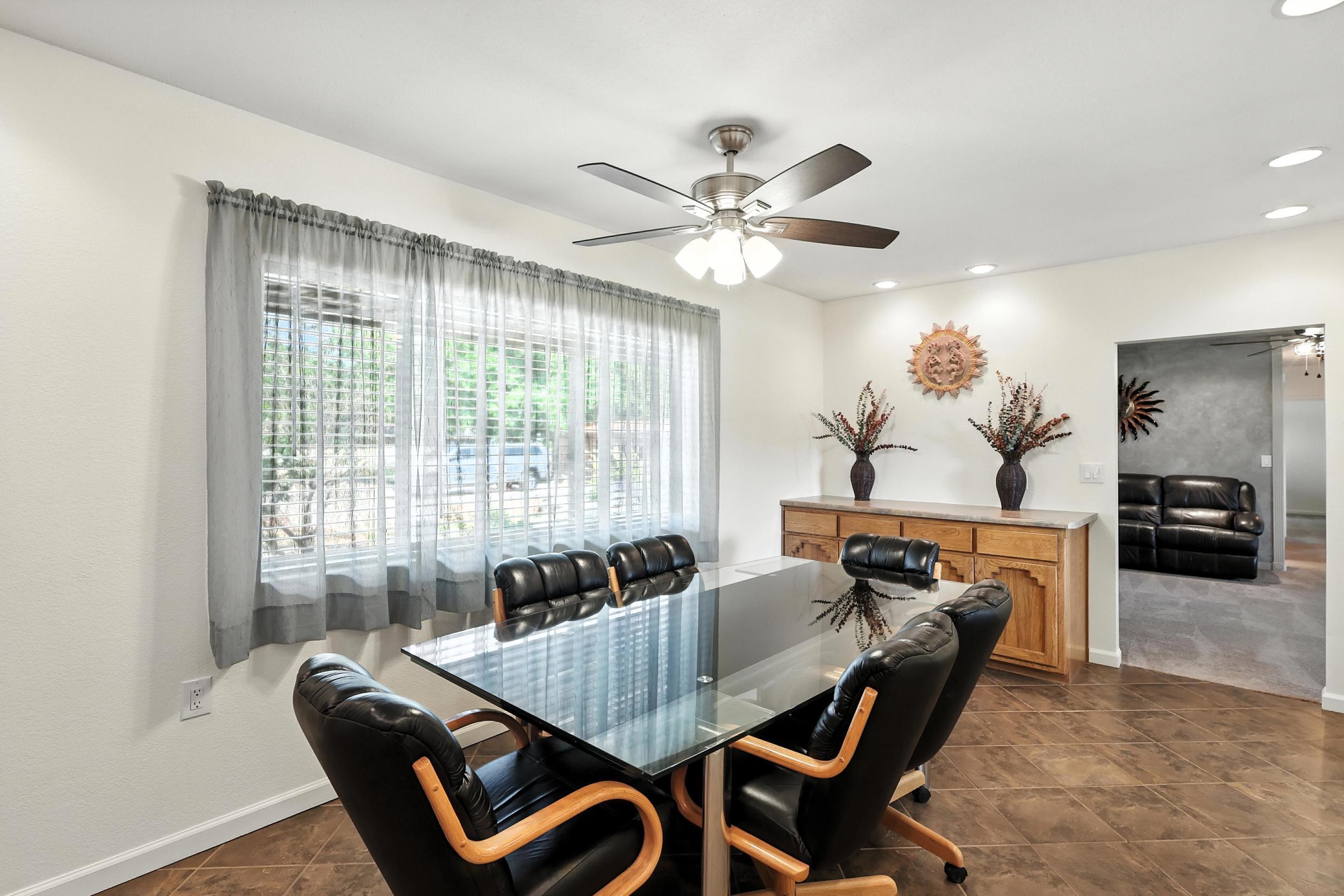 965 W BOSQUE Loop