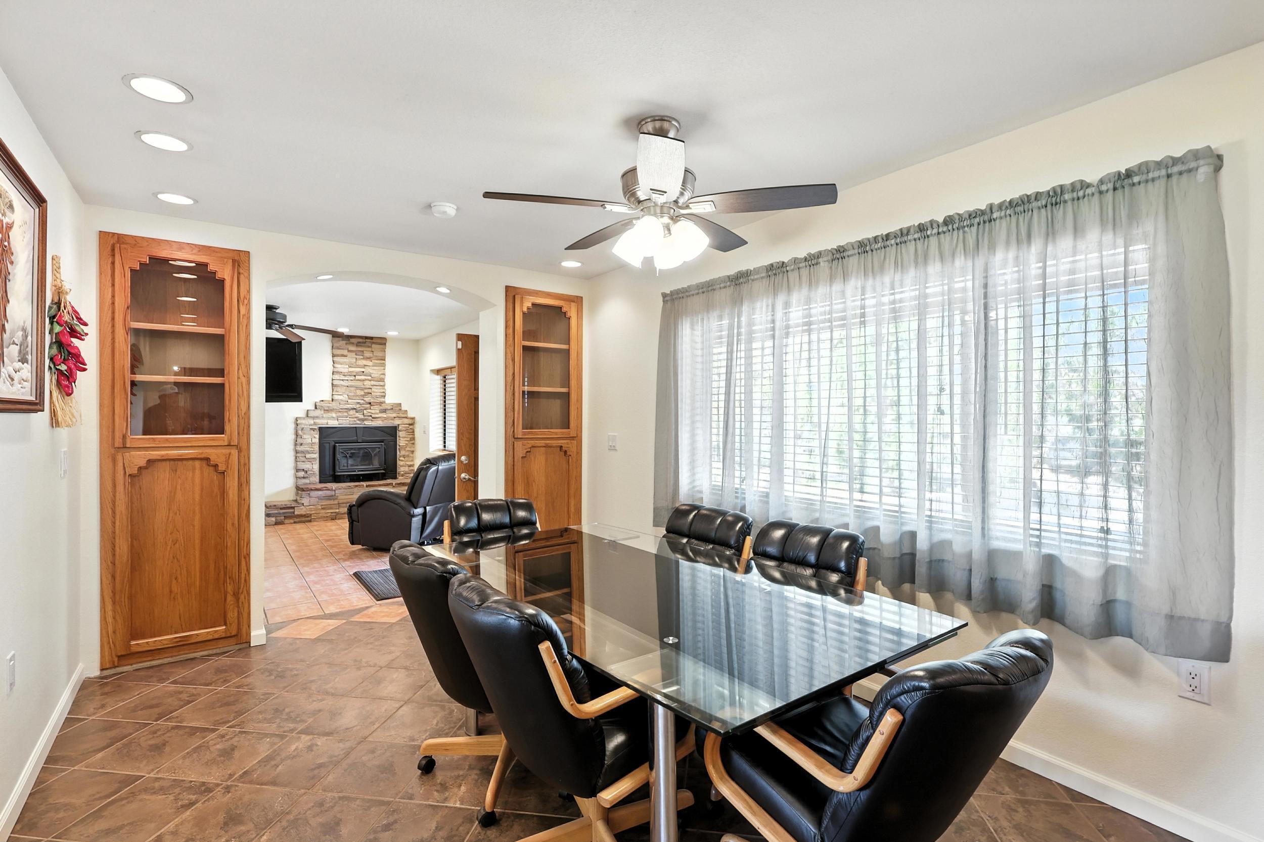 965 W BOSQUE Loop