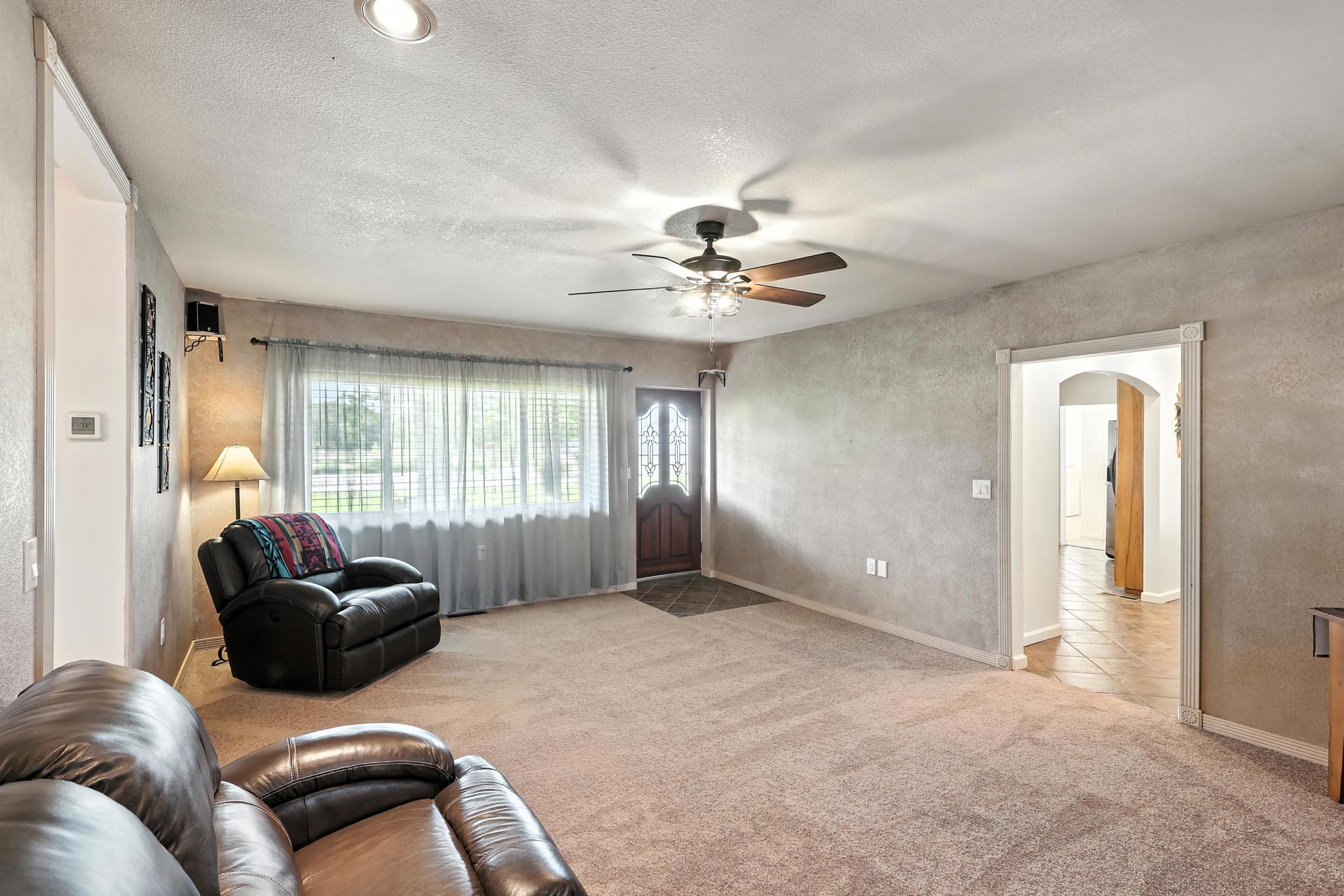 965 W BOSQUE Loop
