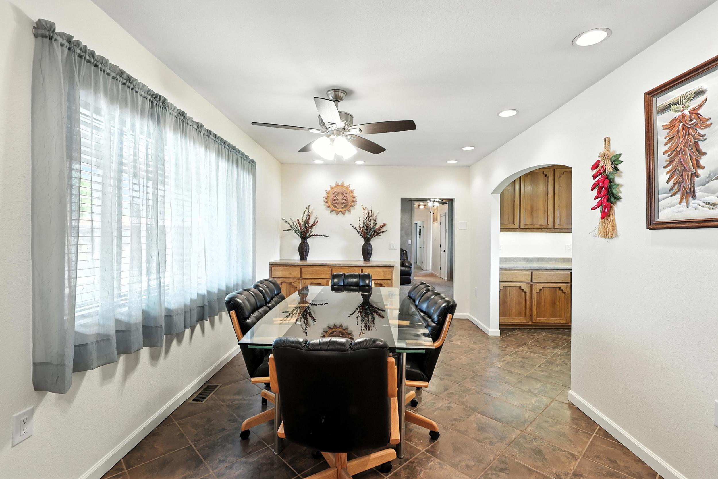 965 W BOSQUE Loop