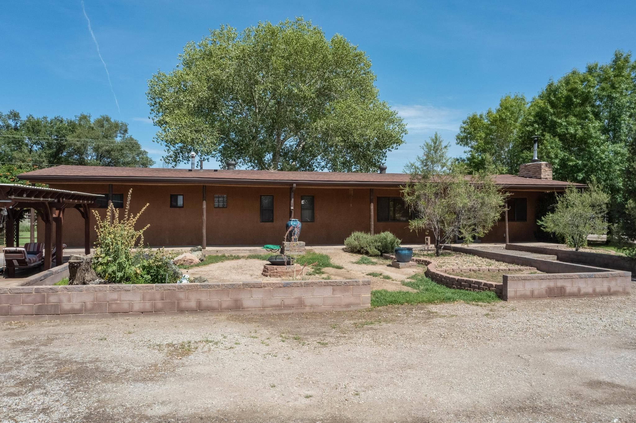 965 W BOSQUE Loop