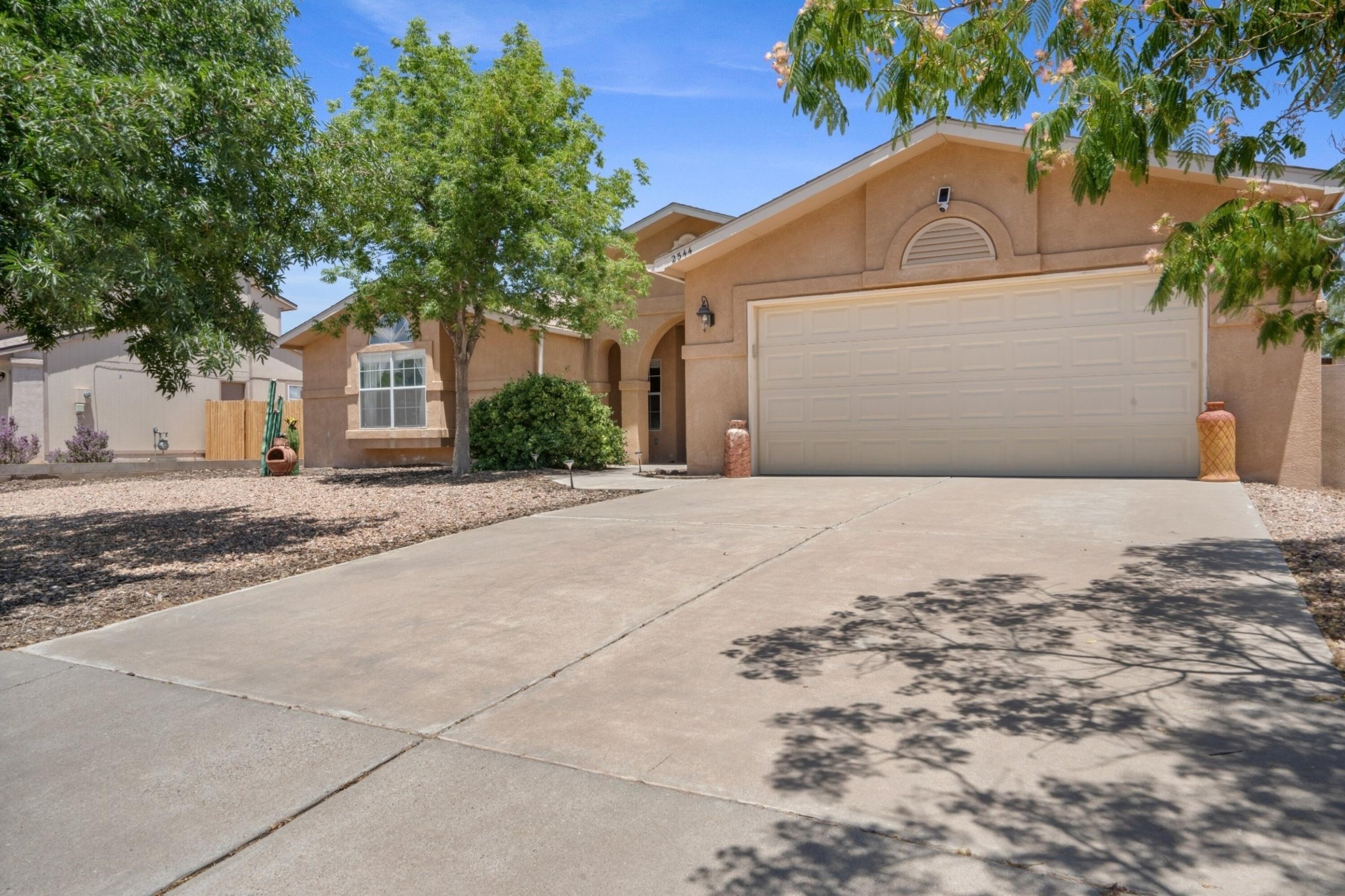 2544 TWIN BUTTES Drive NE