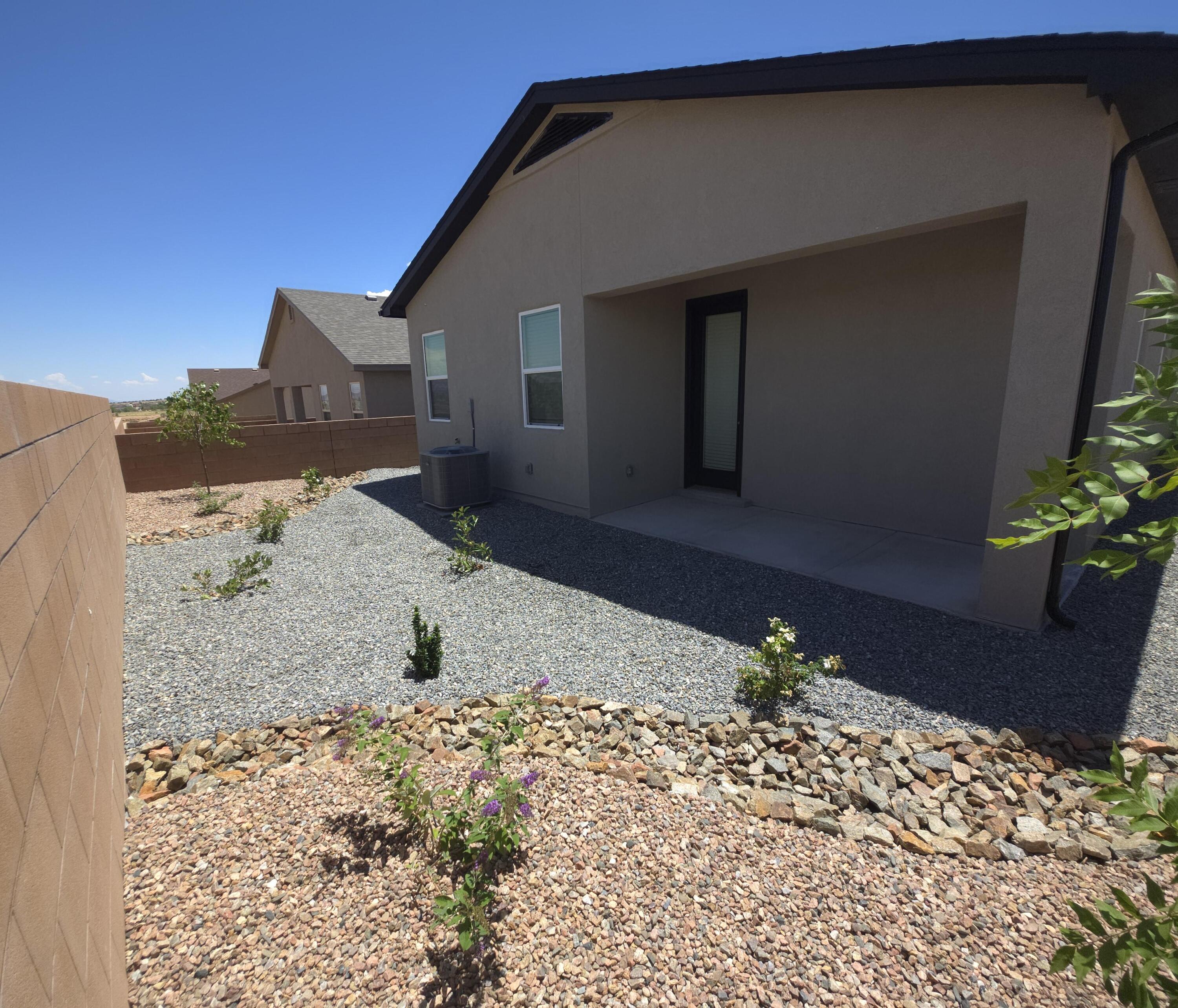 4205 Crowned Eagle Loop NE