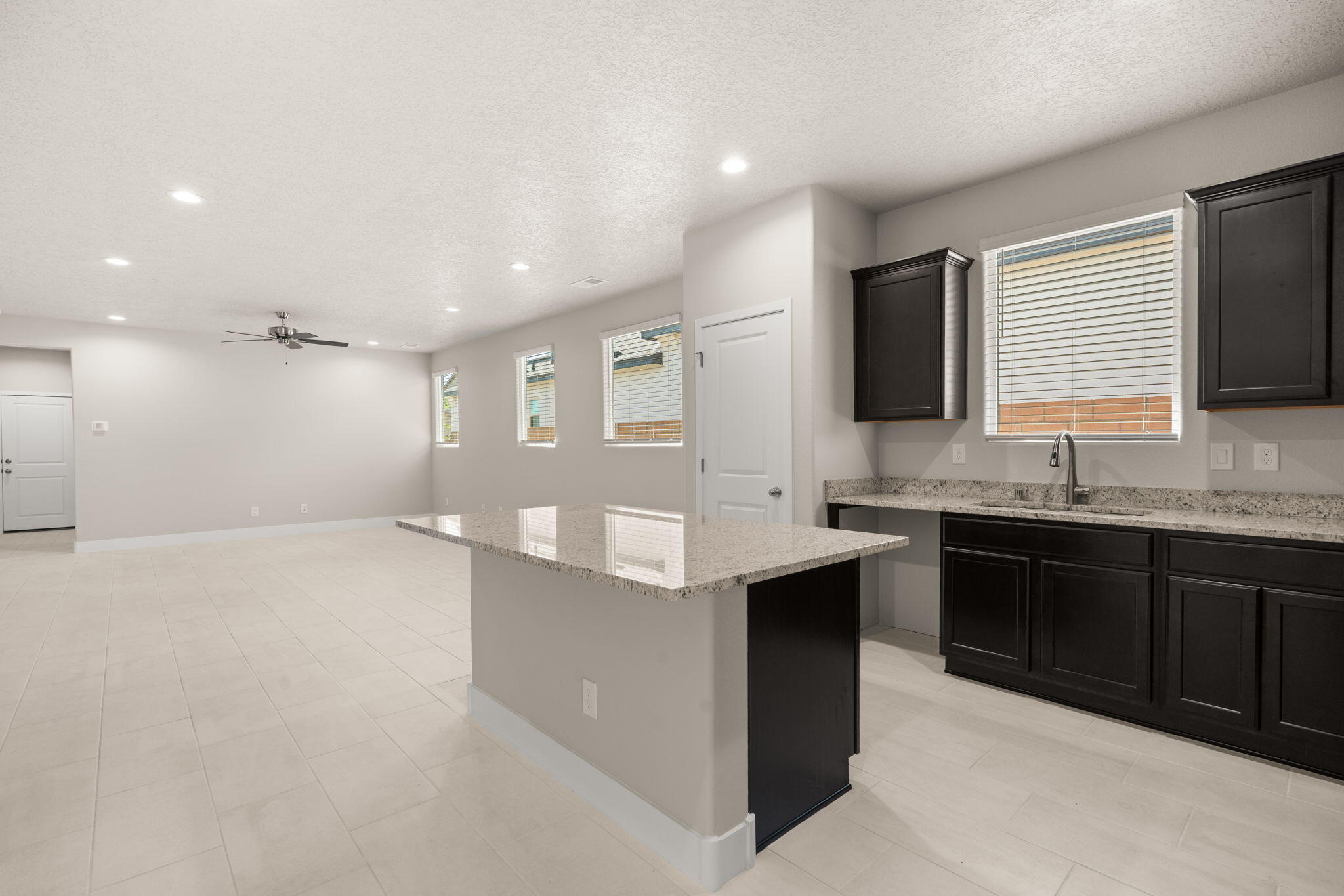 4205 Crowned Eagle Loop NE