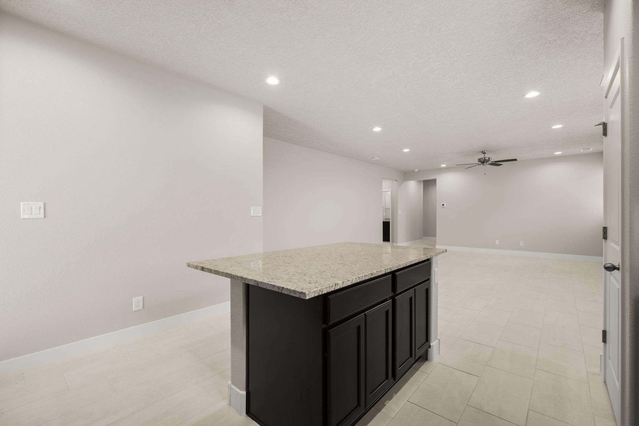 4205 Crowned Eagle Loop NE