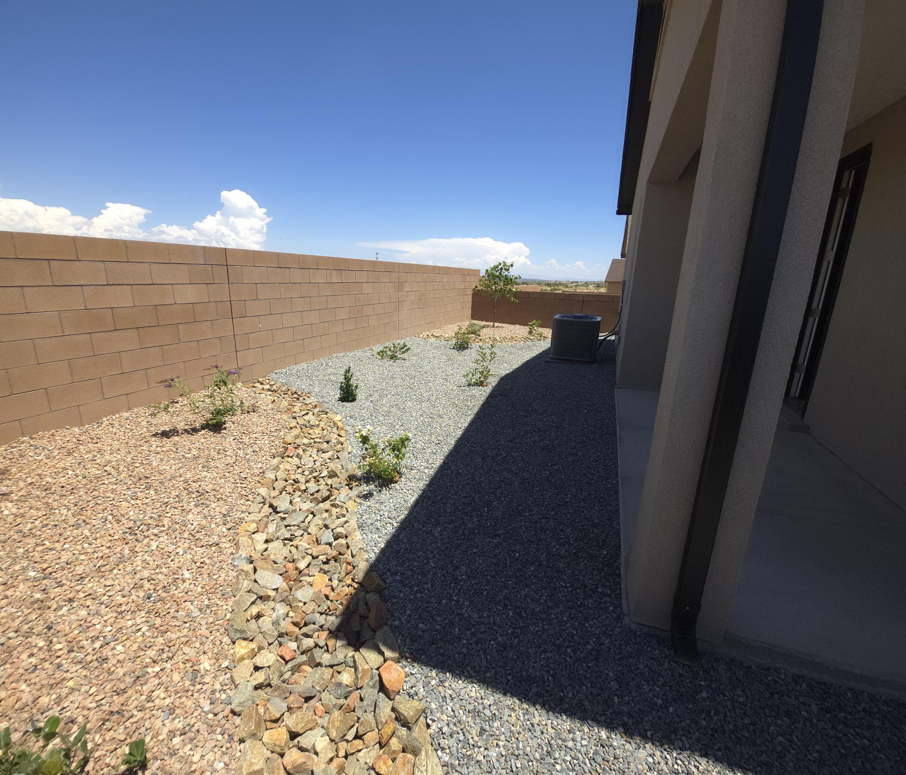 4205 Crowned Eagle Loop NE