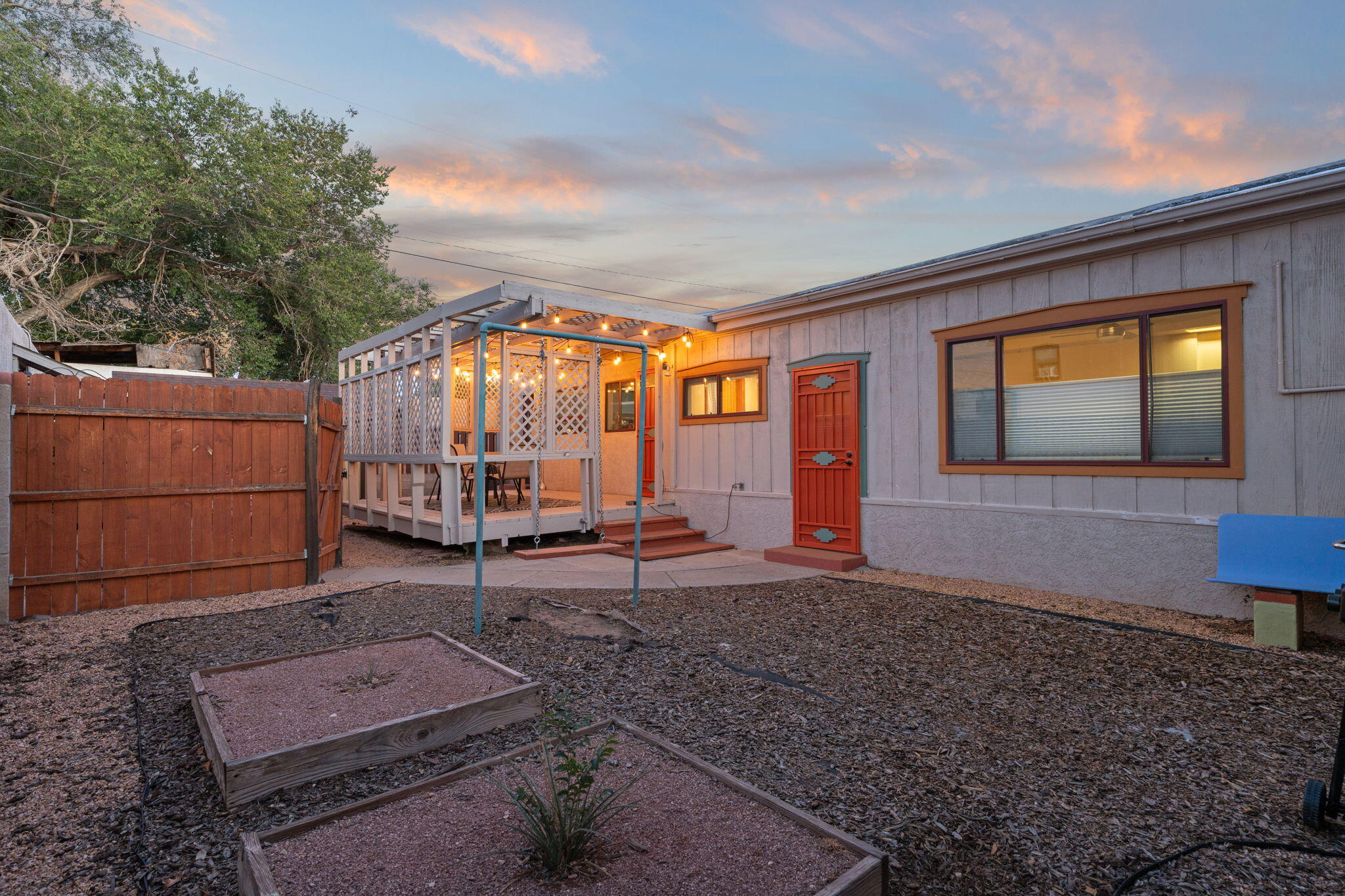 2225 BERYL Court NW