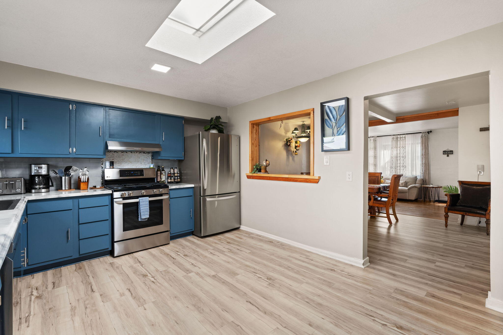 2225 BERYL Court NW