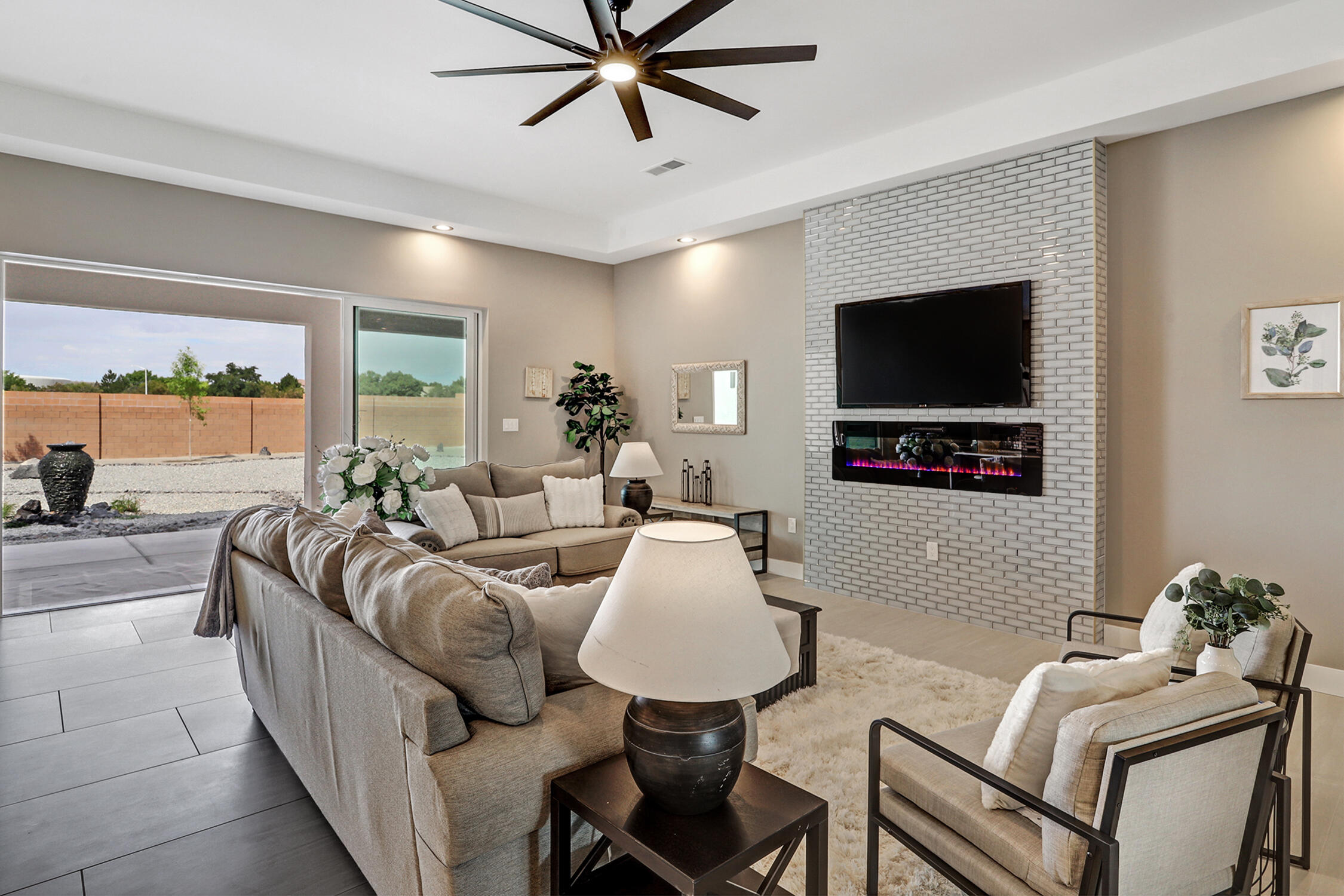 6605 Rim Rock Circle NW