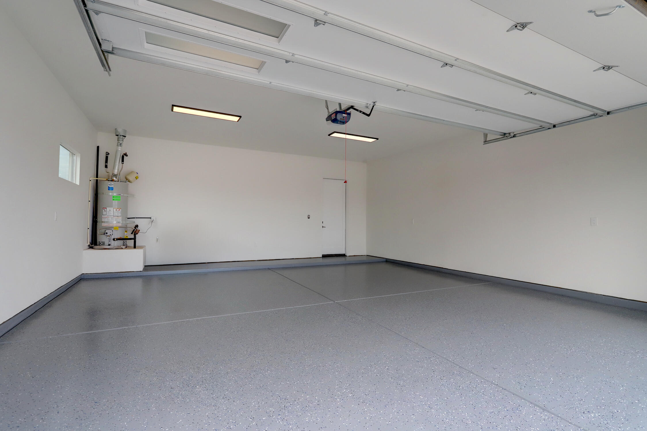 6605 Rim Rock Circle NW