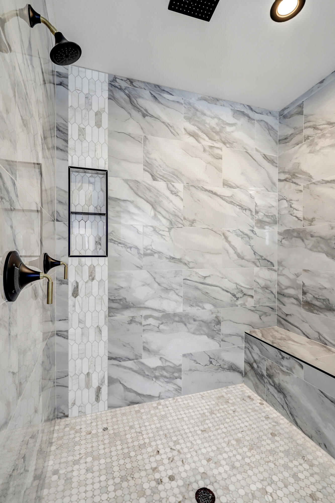 6605 Rim Rock Circle NW