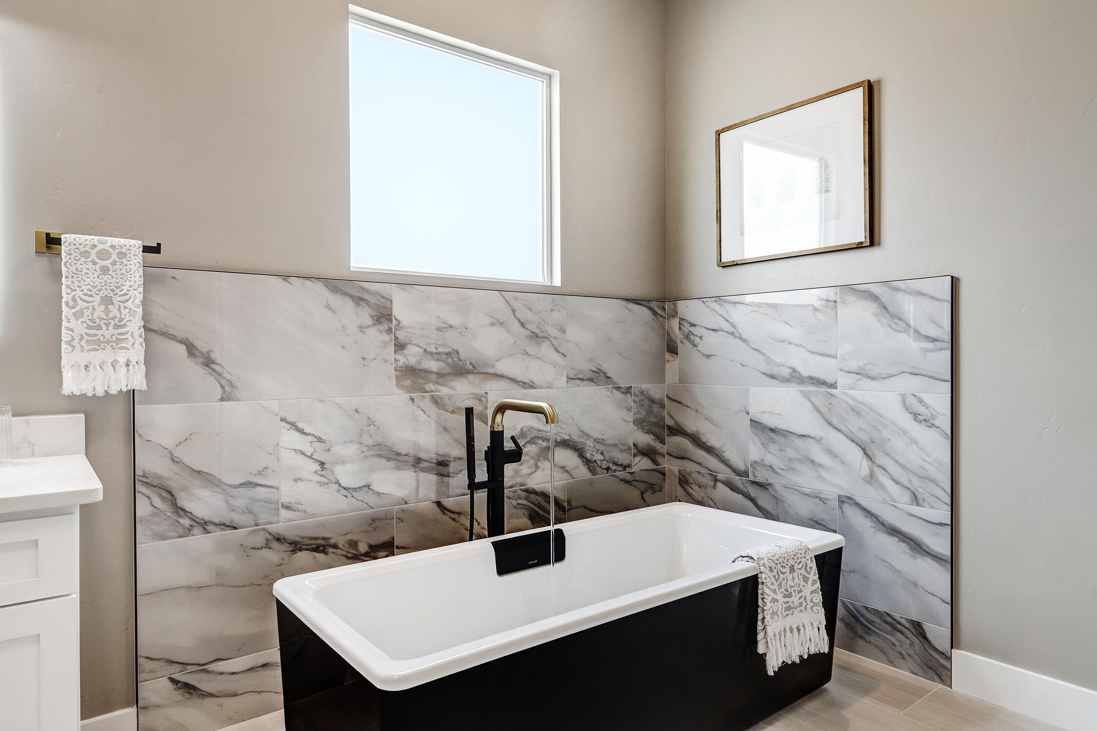 6605 Rim Rock Circle NW