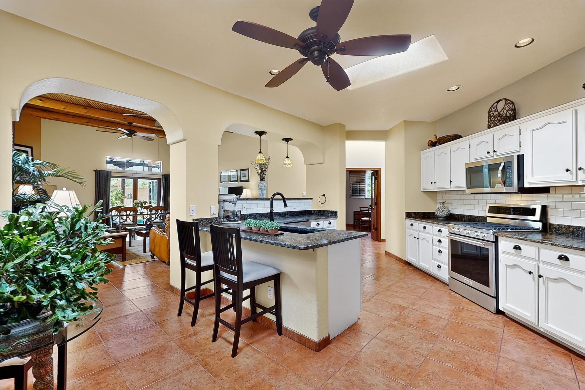 5704 PEPPERTREE Place NE