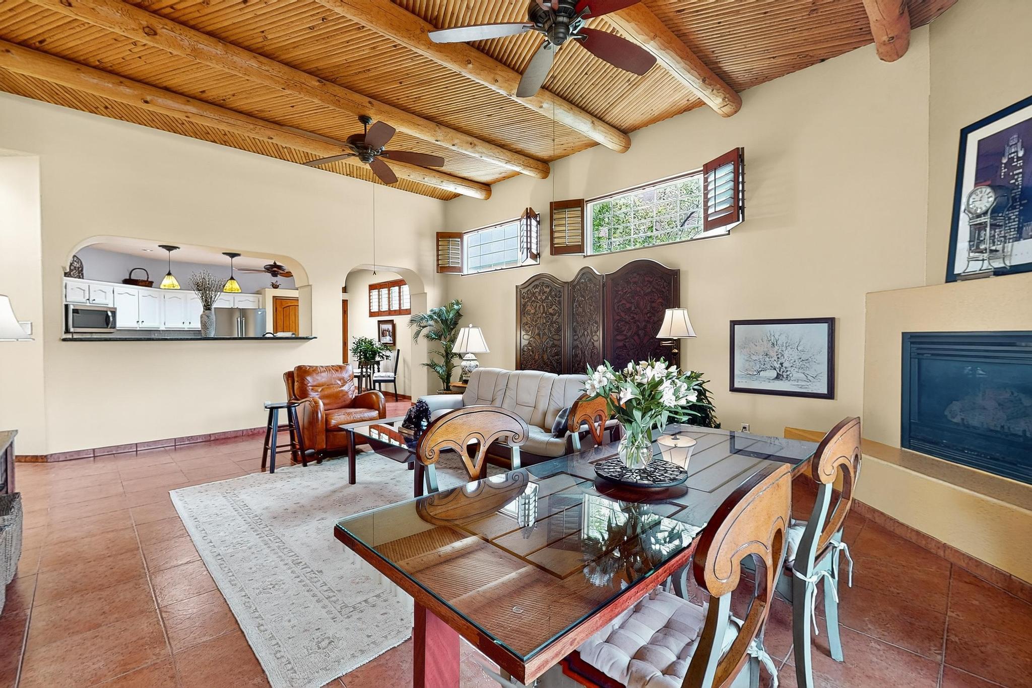 5704 PEPPERTREE Place NE