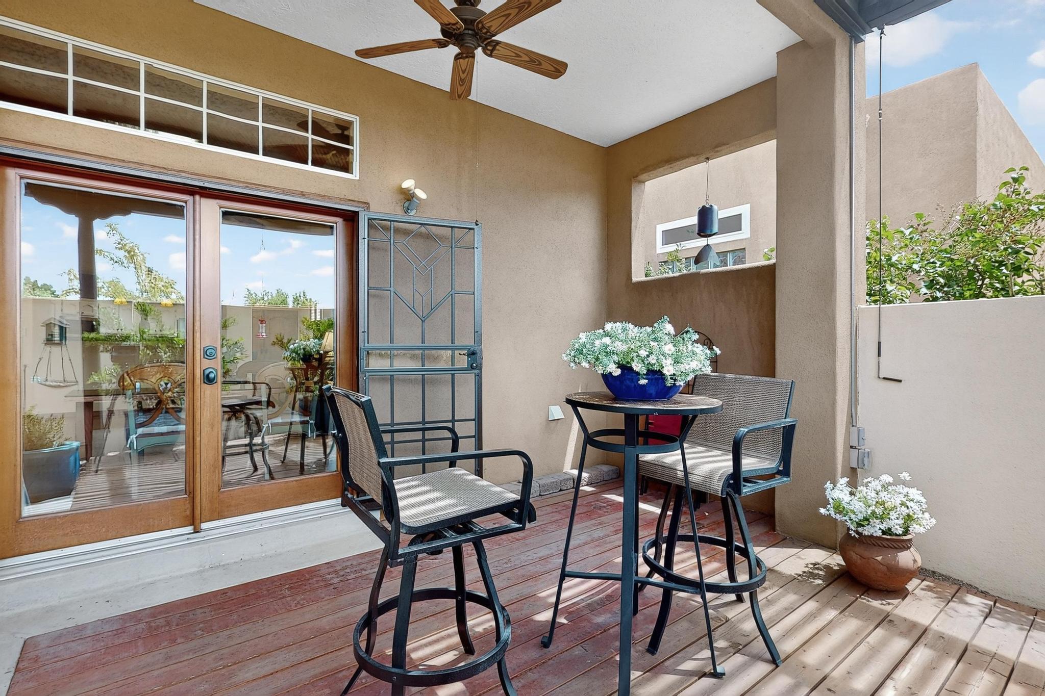 5704 PEPPERTREE Place NE