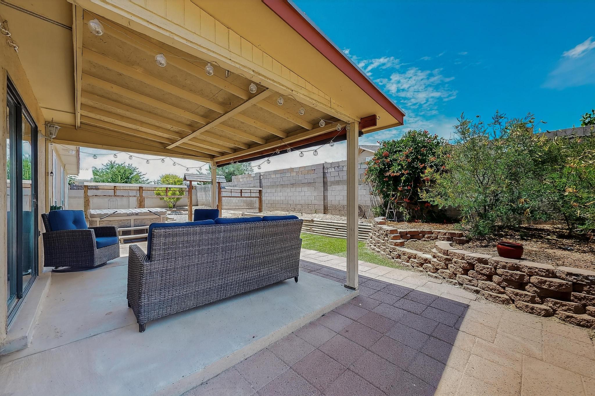 459 WESTERN HILLS Drive SE