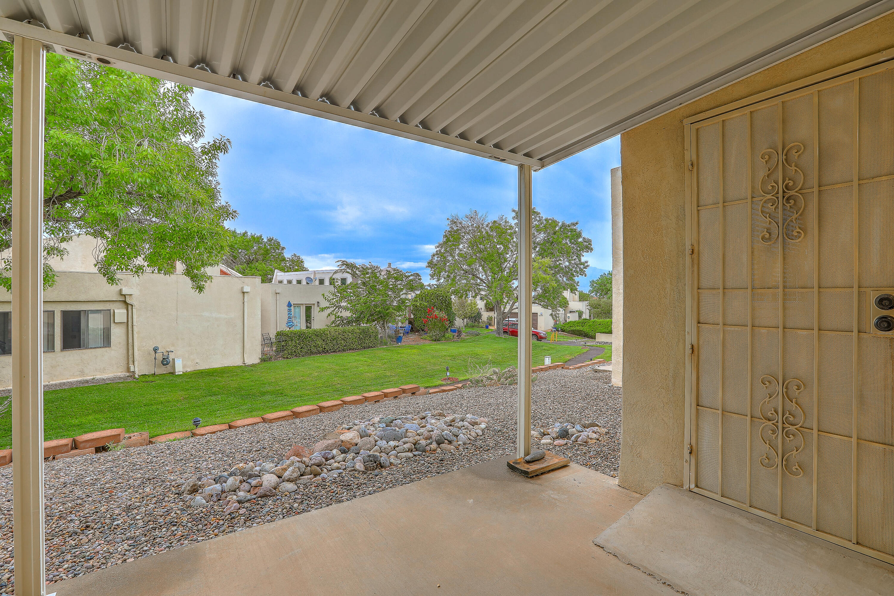 3343 ESPLANADE Circle SE