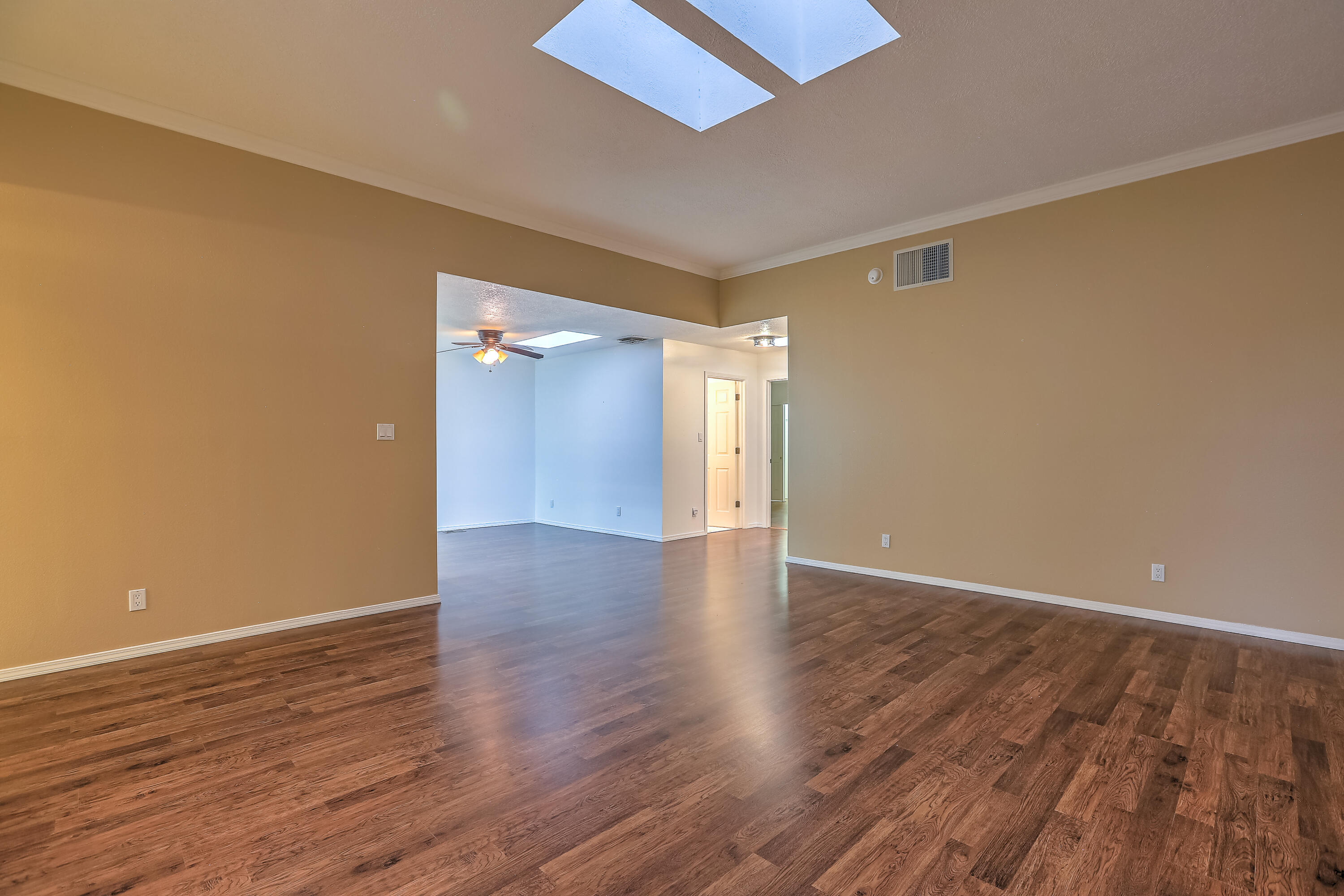 3343 ESPLANADE Circle SE