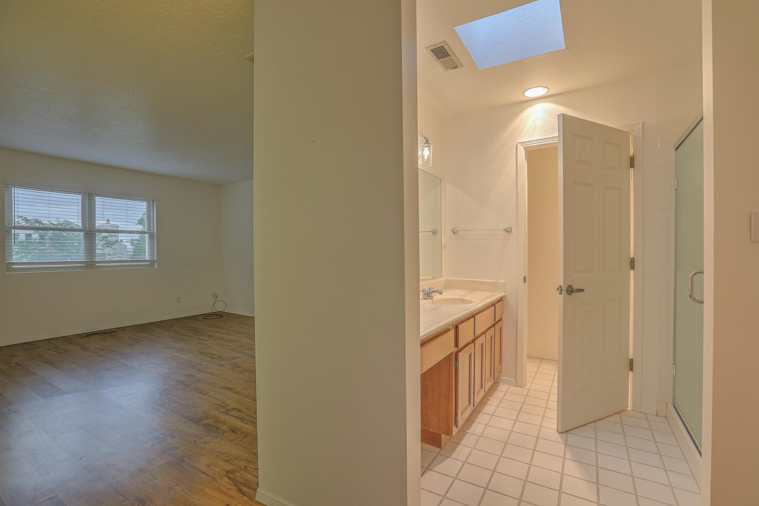 3343 ESPLANADE Circle SE
