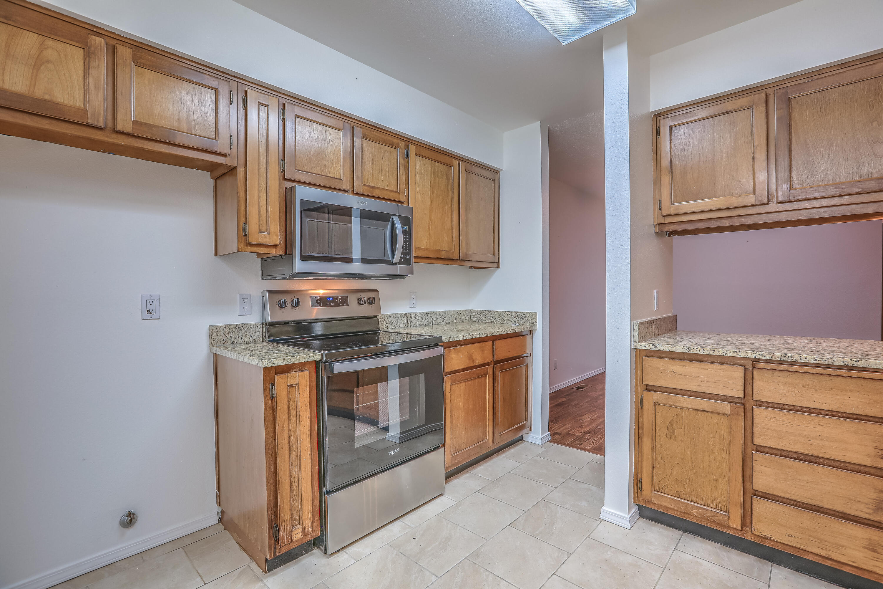 3343 ESPLANADE Circle SE