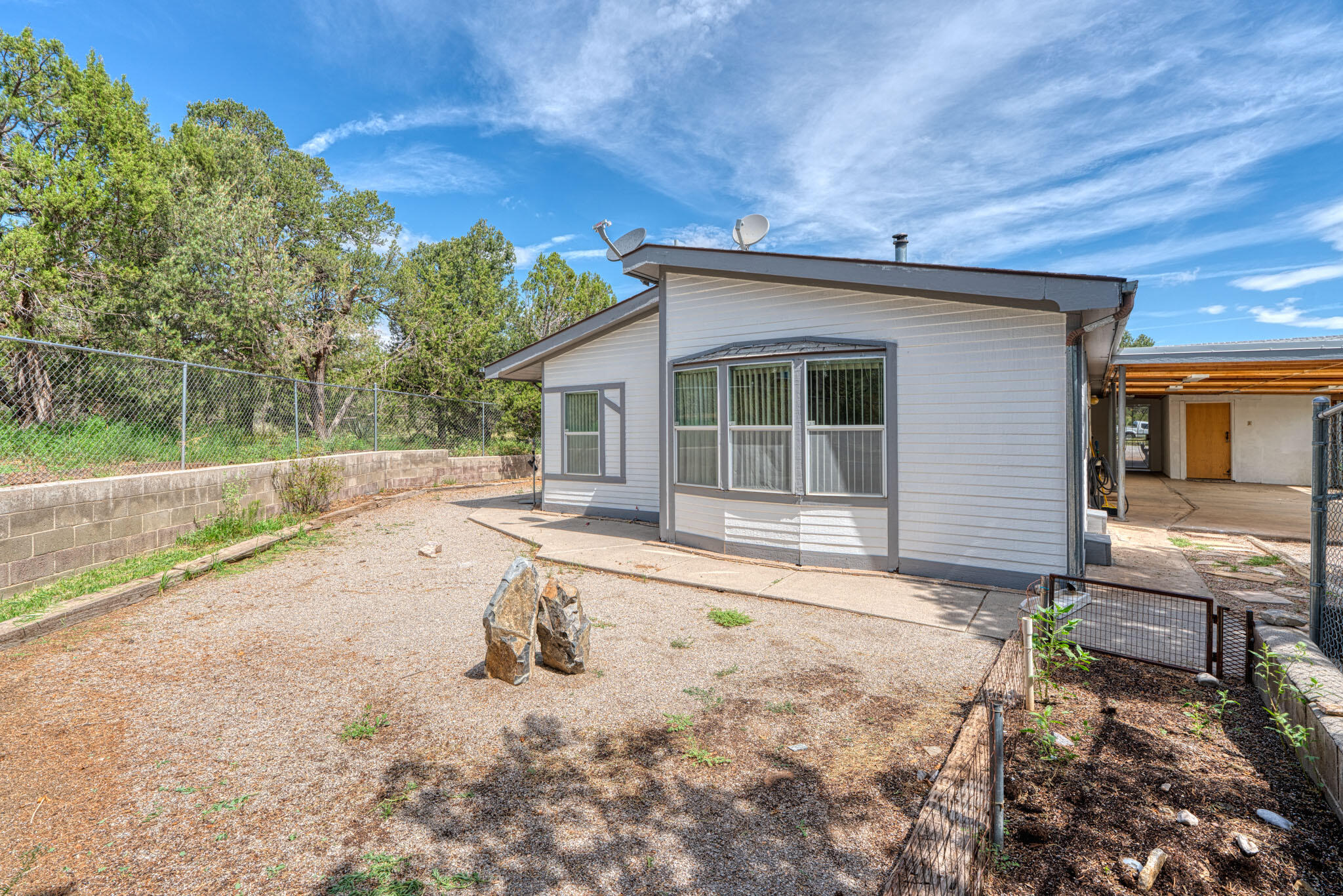 994 MOUNTAIN VALLEY Road