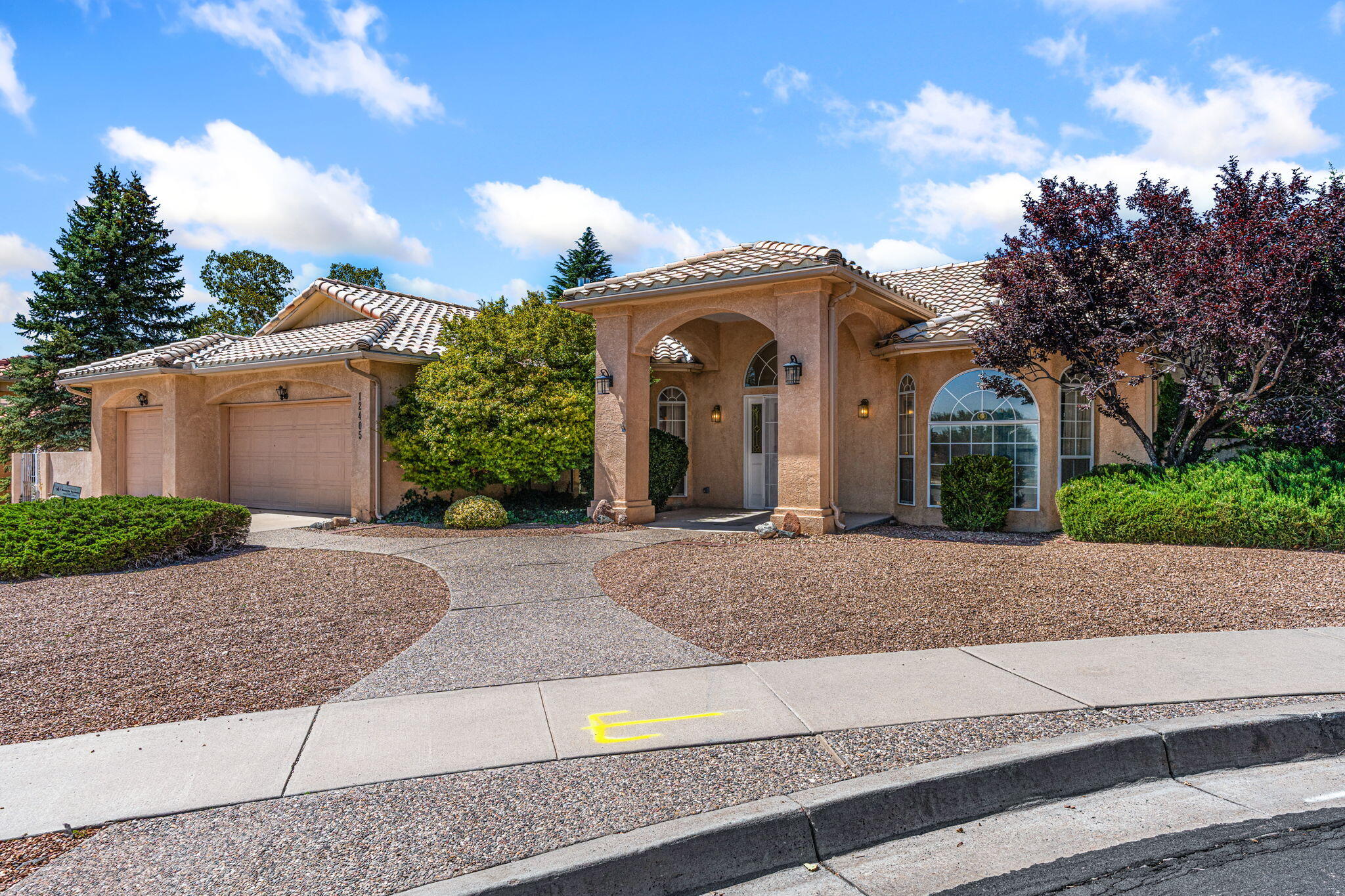 12405 ROYAL OAK Court NE