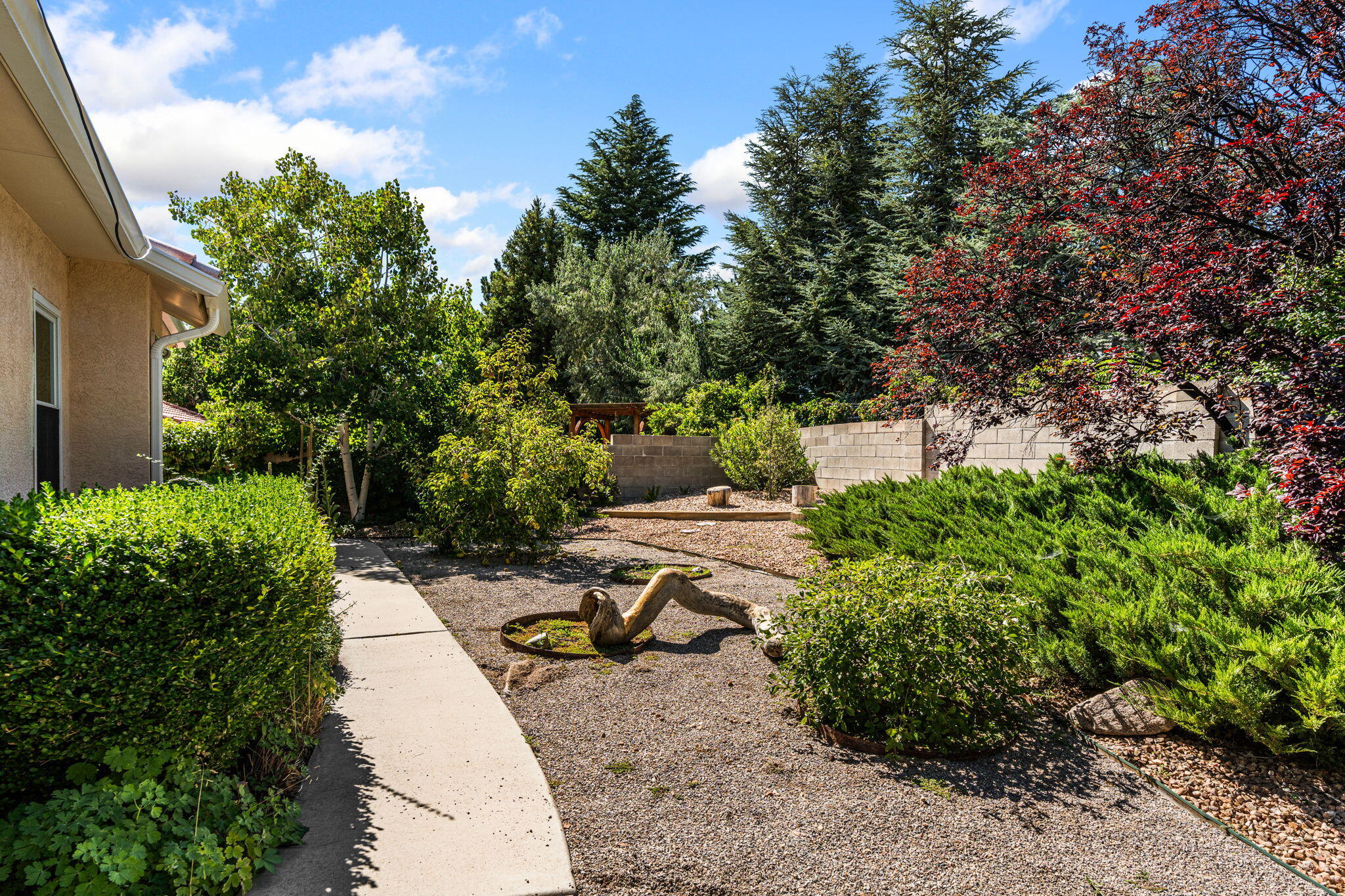 12405 ROYAL OAK Court NE