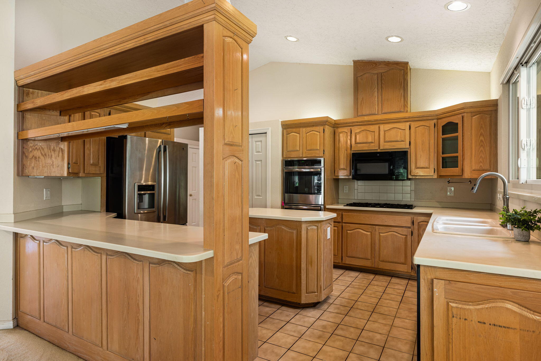 12405 ROYAL OAK Court NE