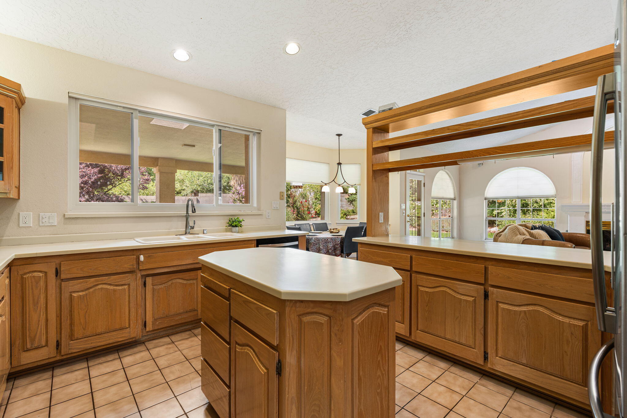 12405 ROYAL OAK Court NE