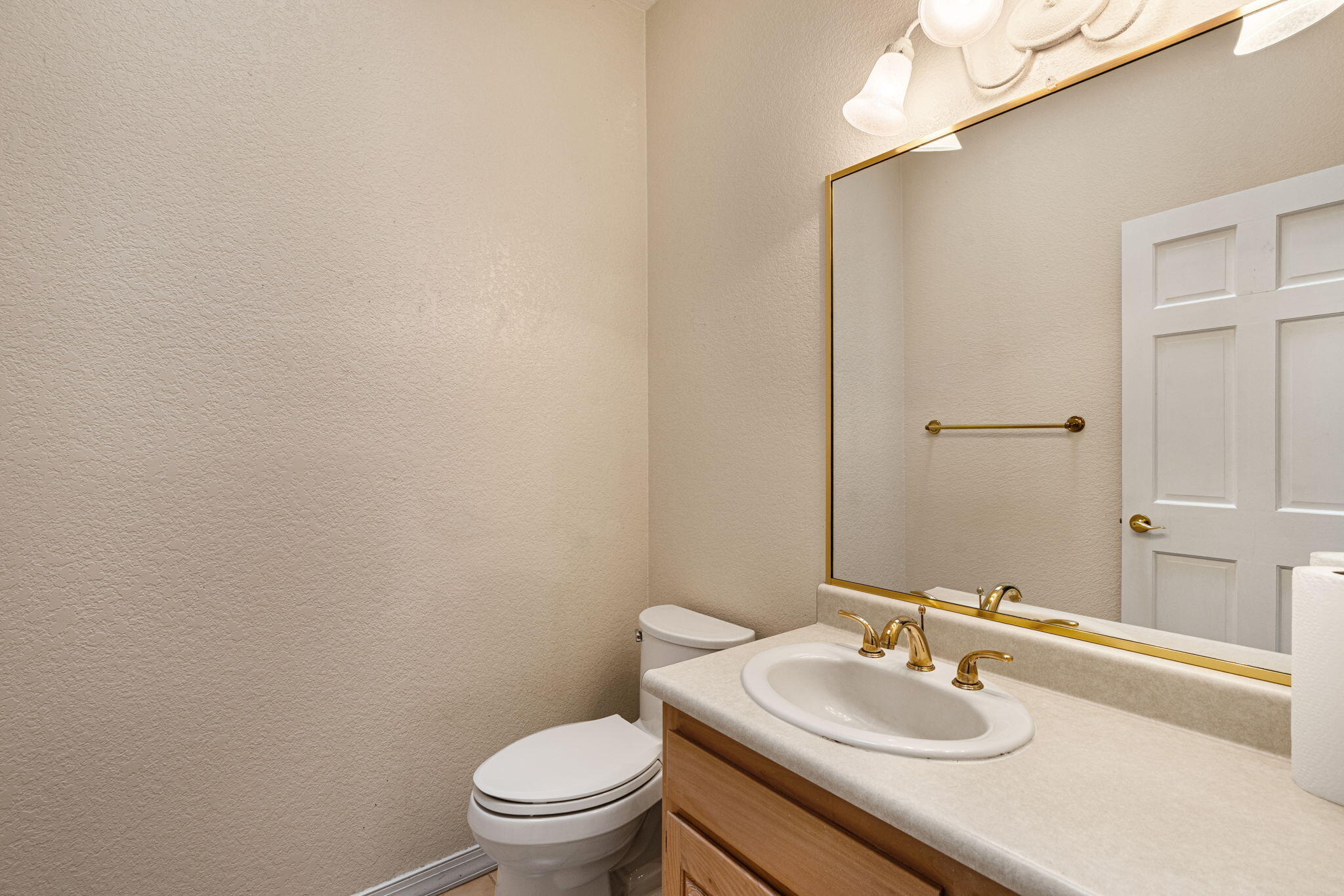 12405 ROYAL OAK Court NE