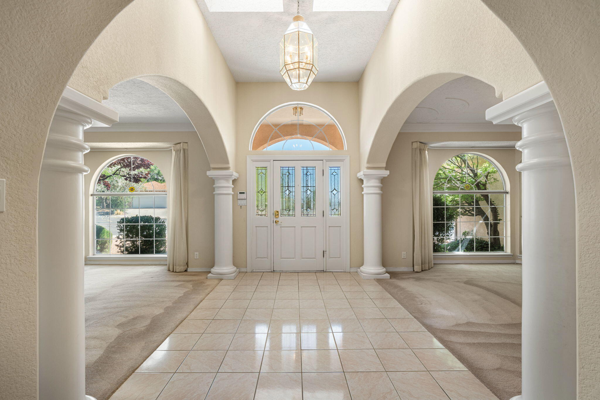 12405 ROYAL OAK Court NE