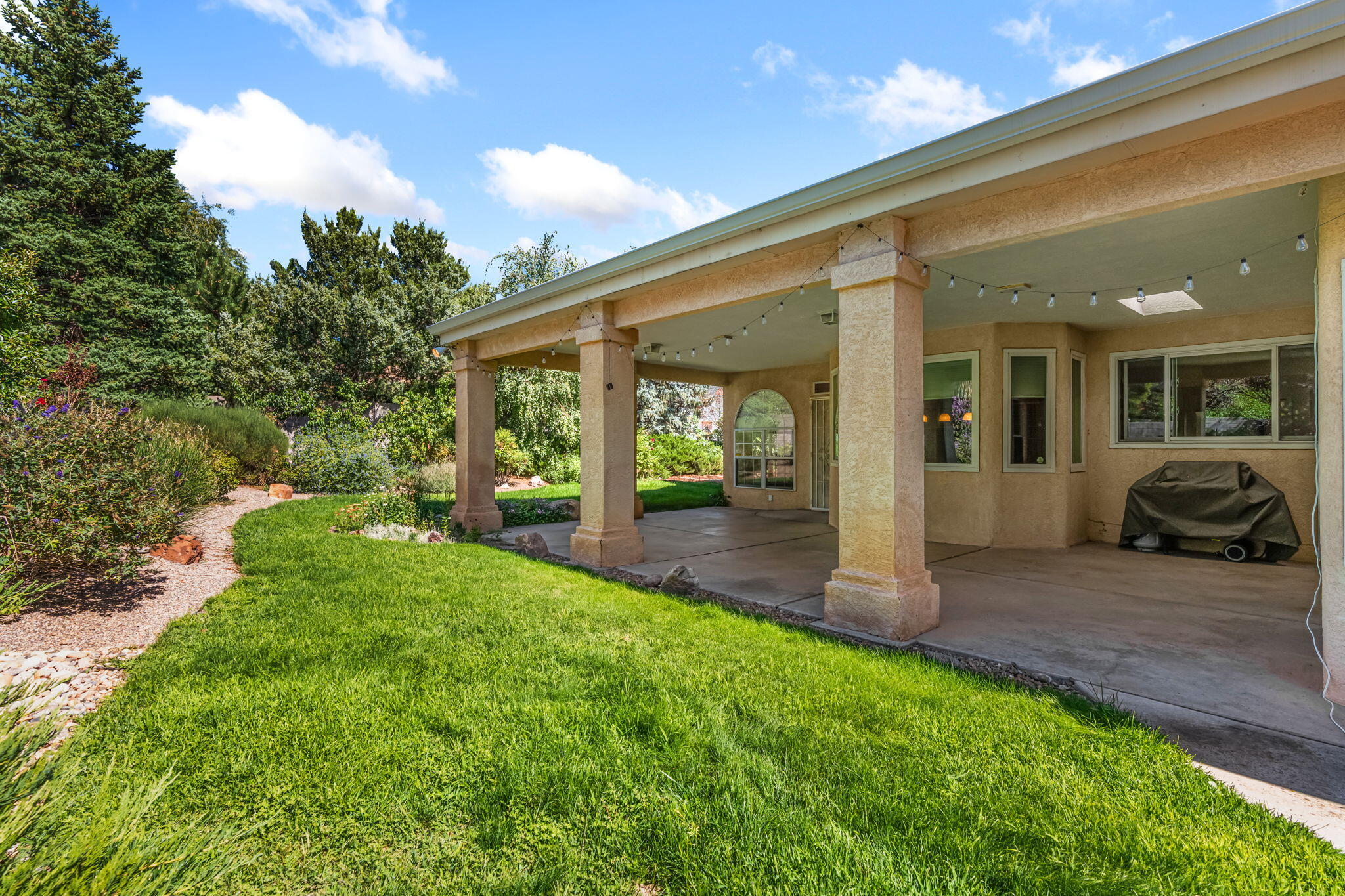 12405 ROYAL OAK Court NE