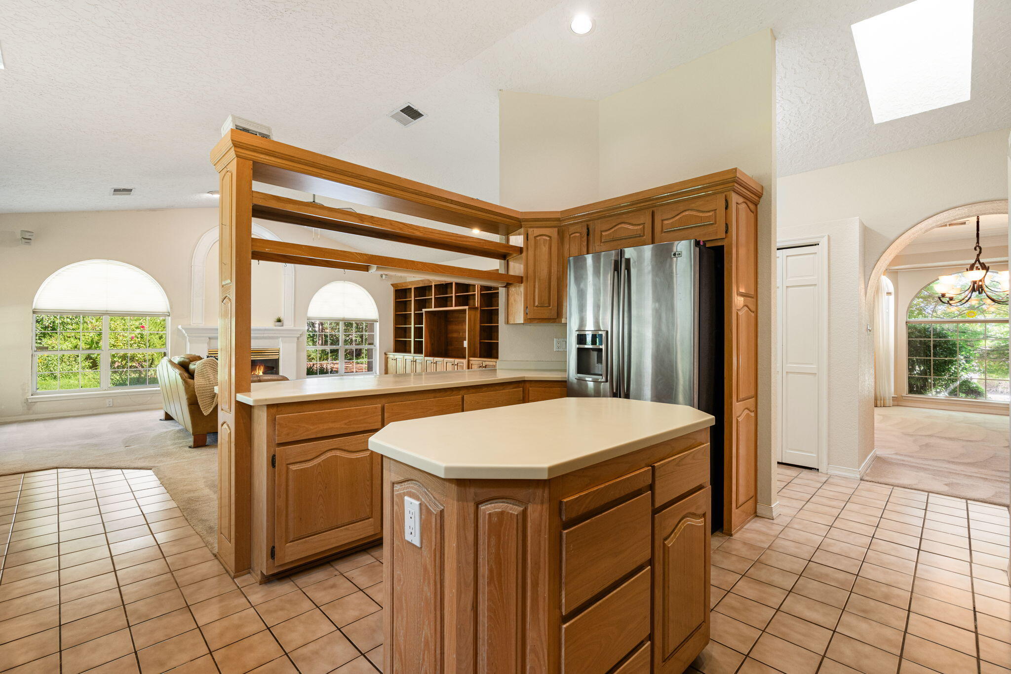 12405 ROYAL OAK Court NE